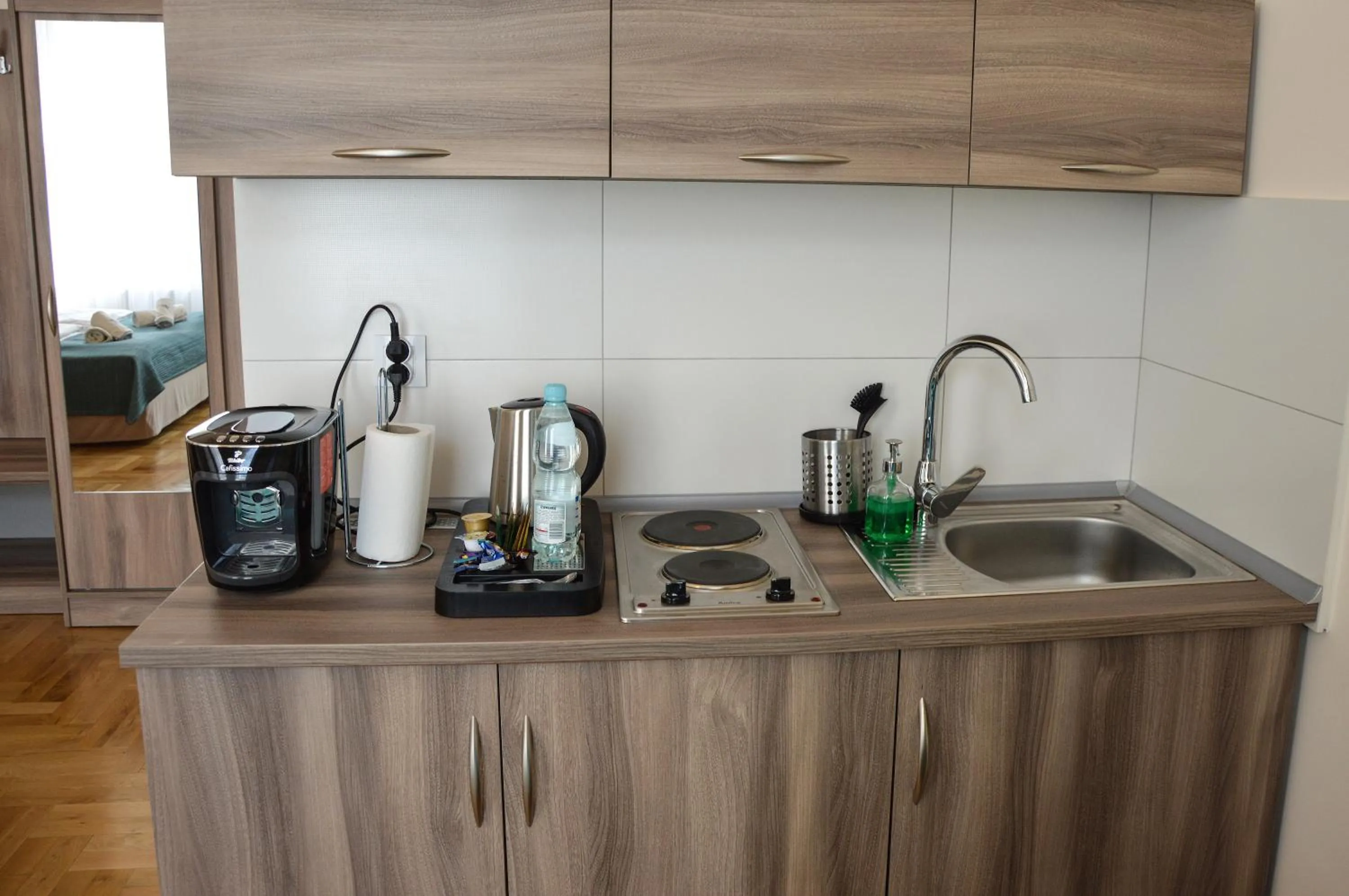 Coffee/tea facilities in Kosmopolita Apartments