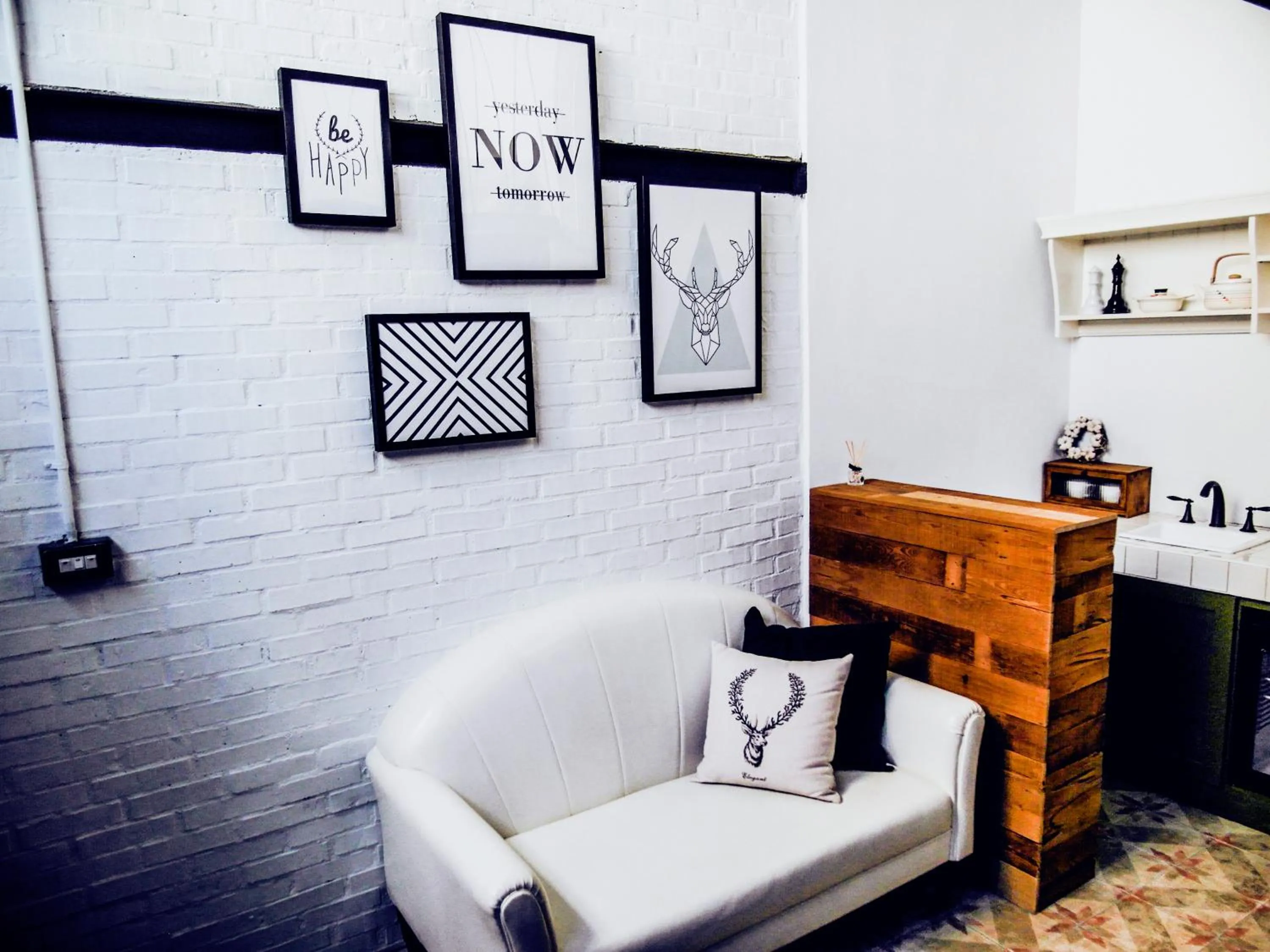 Seating area in You Worth Inn