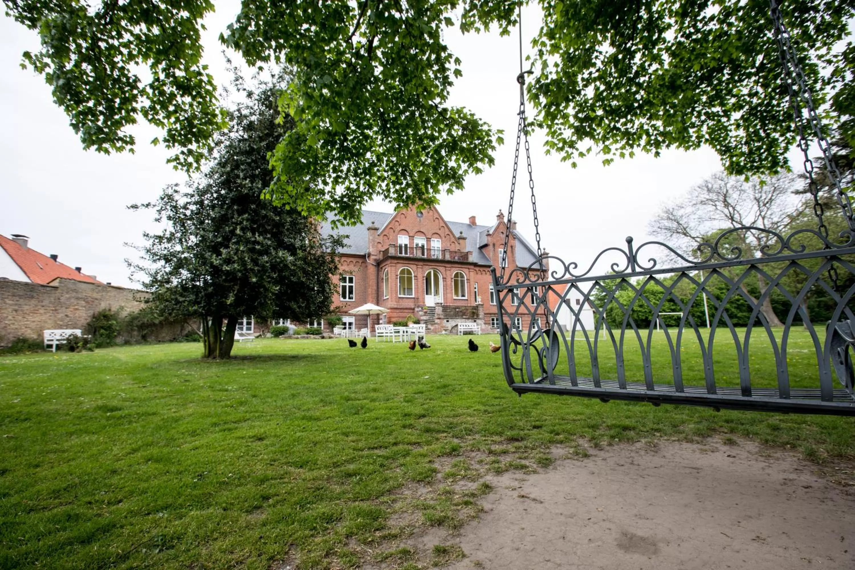 Garden, Property Building in Ny Kirstineberg Gods Bed & Breakfast