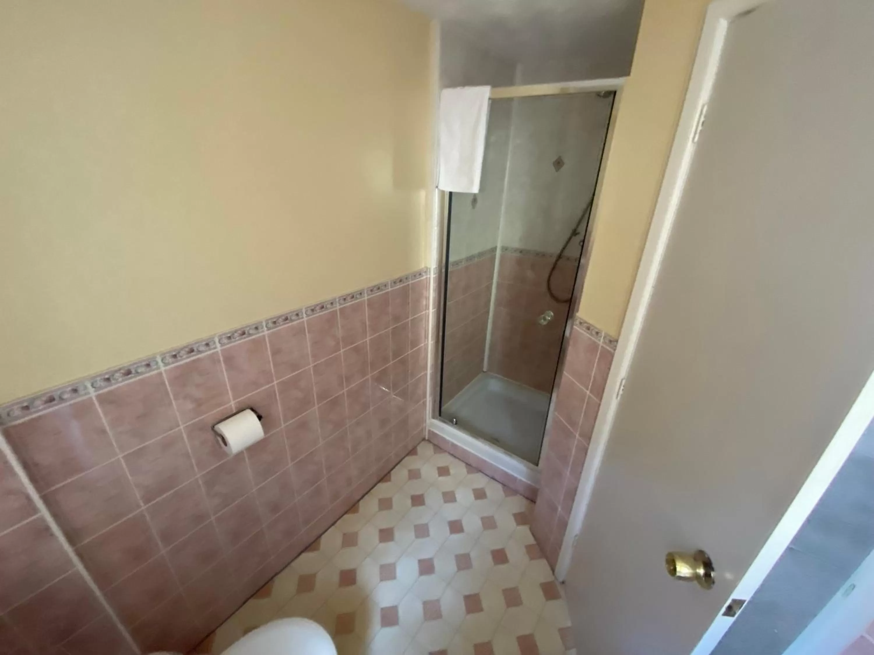 Shower in The Fairhaven Hotel