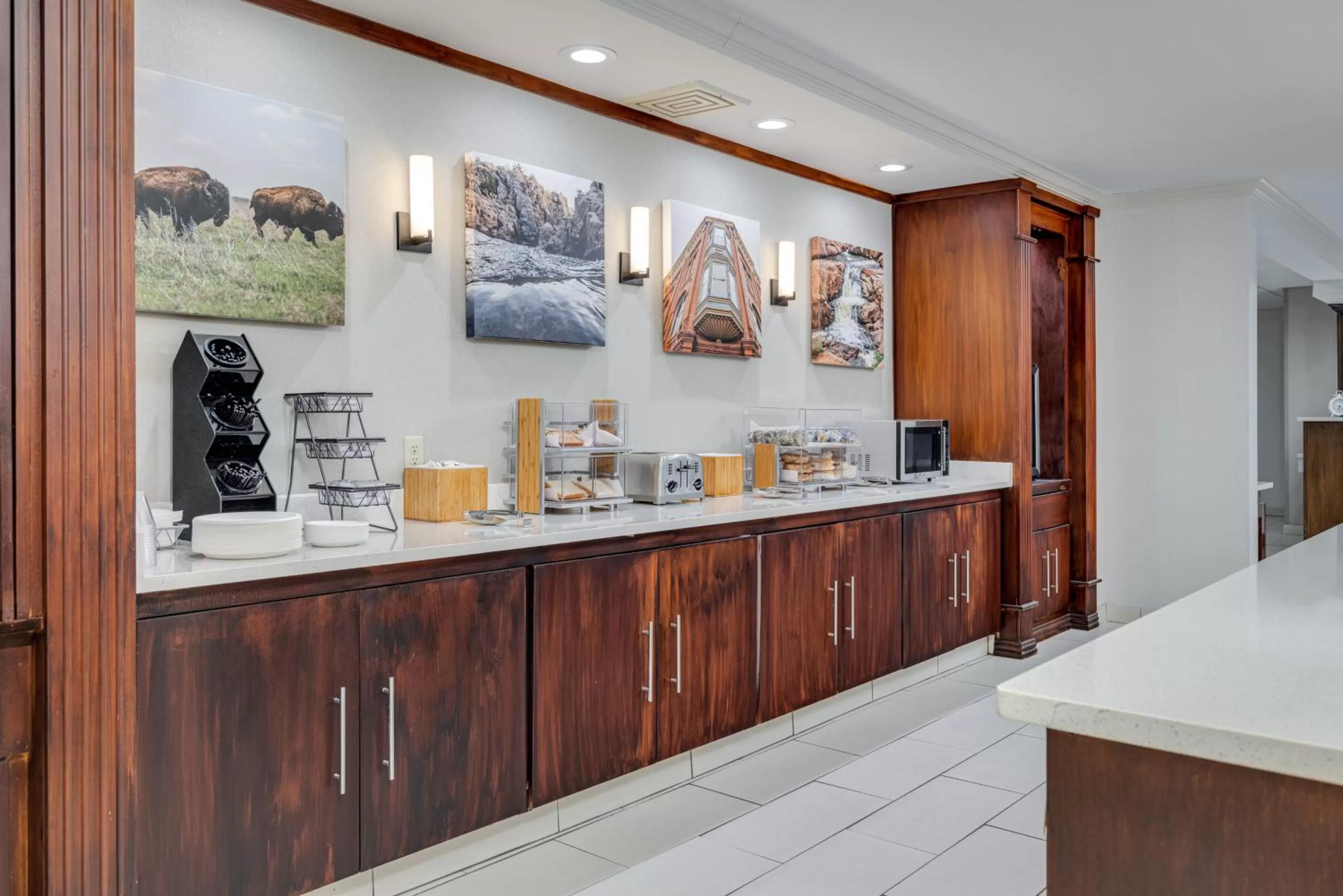 Breakfast in MySuites Lawton