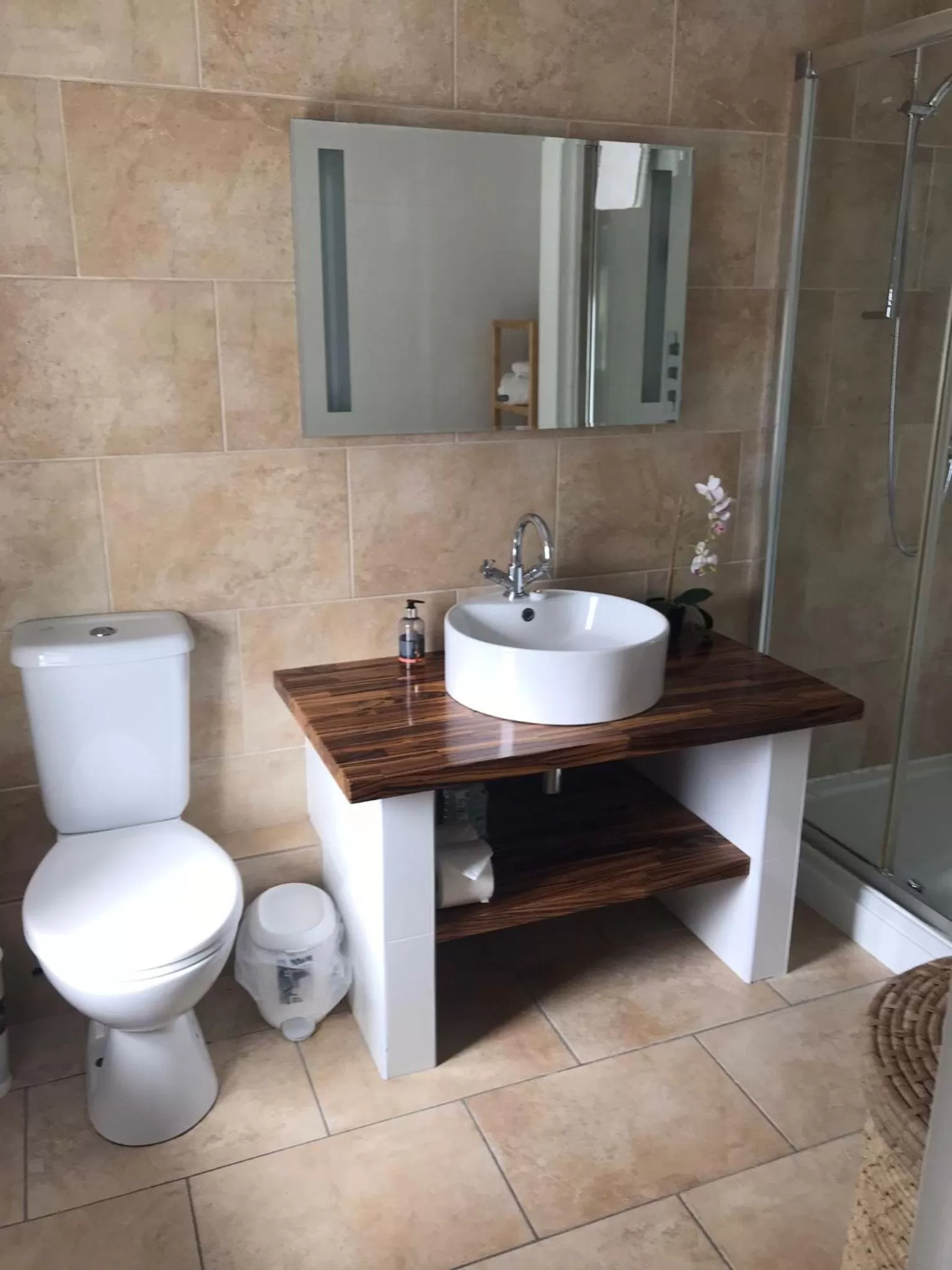 Bathroom in The Bear, Cowbridge