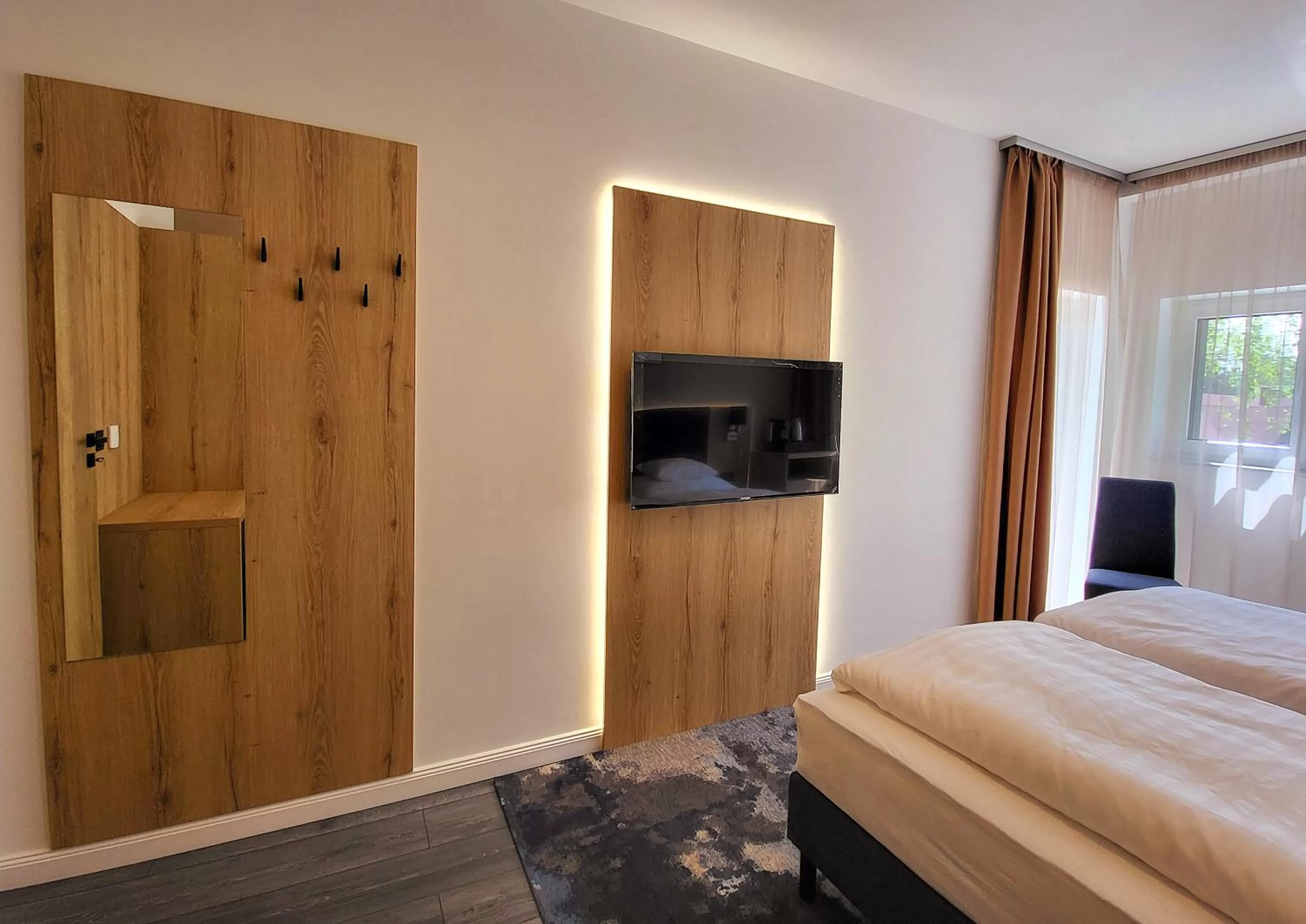 TV and multimedia, Bed in Villa Bauhaus Wellness Apart-Hotel