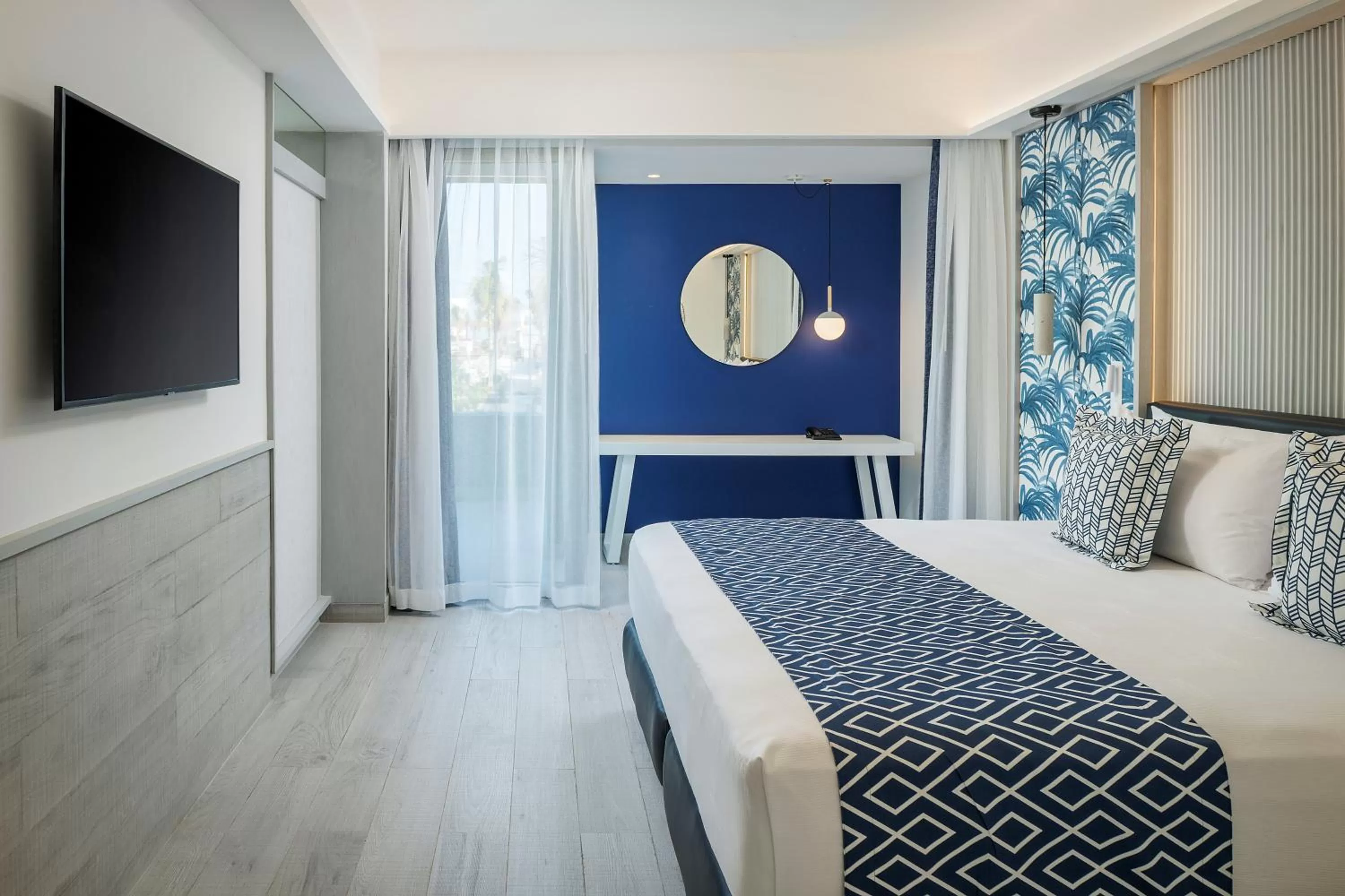 Bed in Catalonia Grand Costa Mujeres All Suites & Spa - All Inclusive