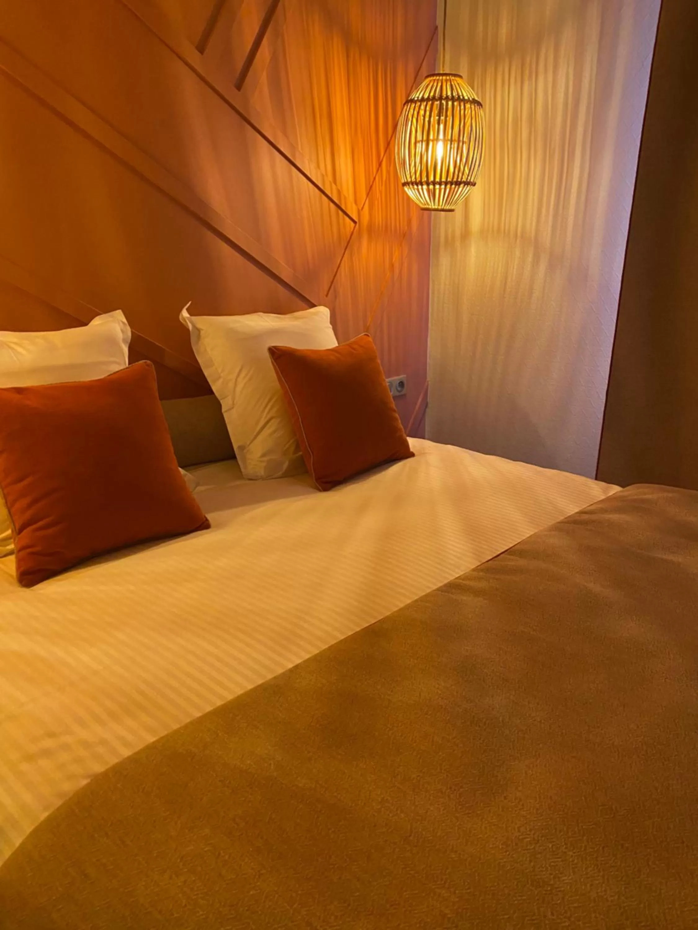 Bed in Hotel Normandy