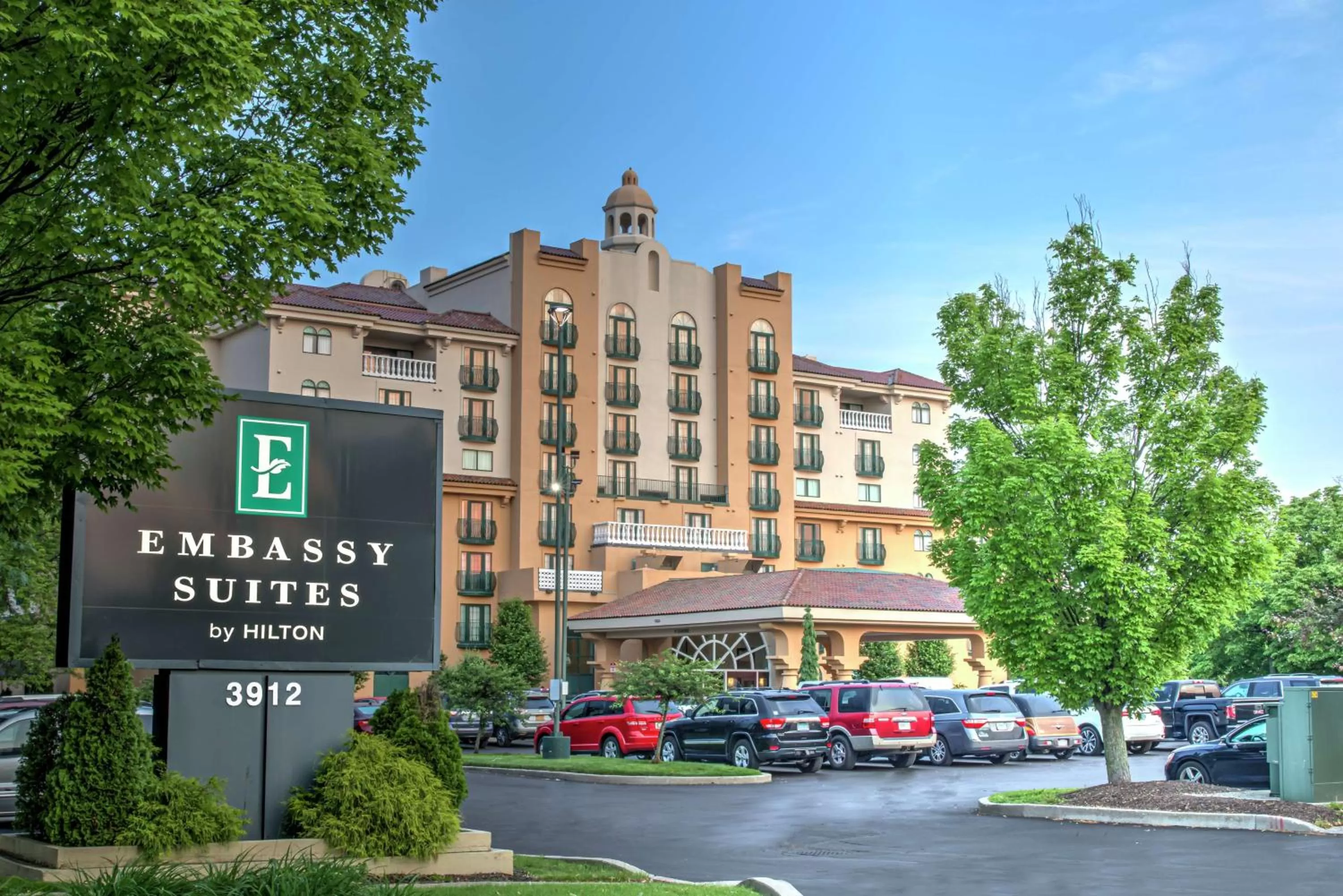 Property building in Embassy Suites by Hilton Indianapolis North