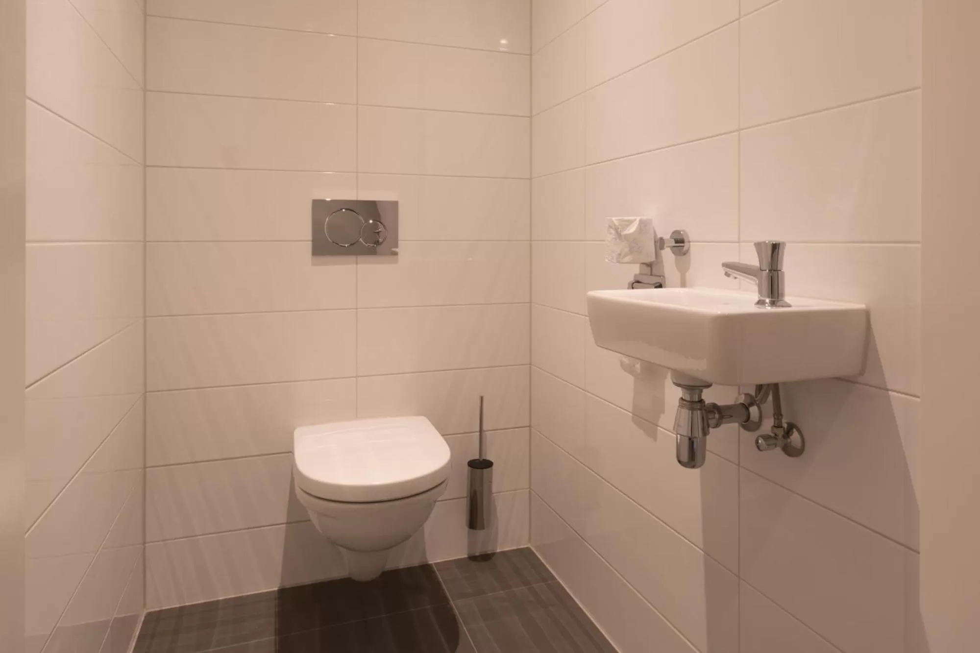 Toilet, Bathroom in Hotel Kaap West I Kloeg Collection