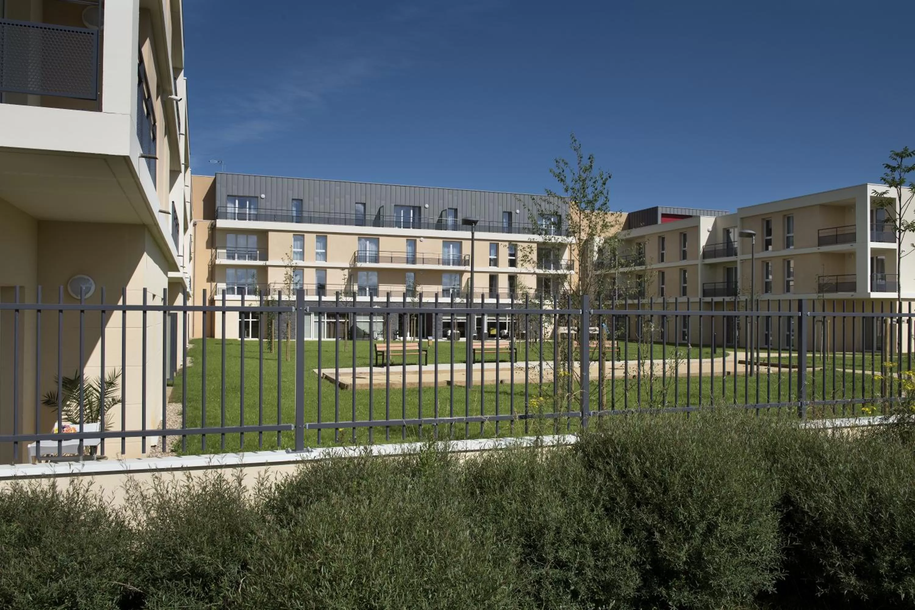 Property building in Domitys La Clef des Champs