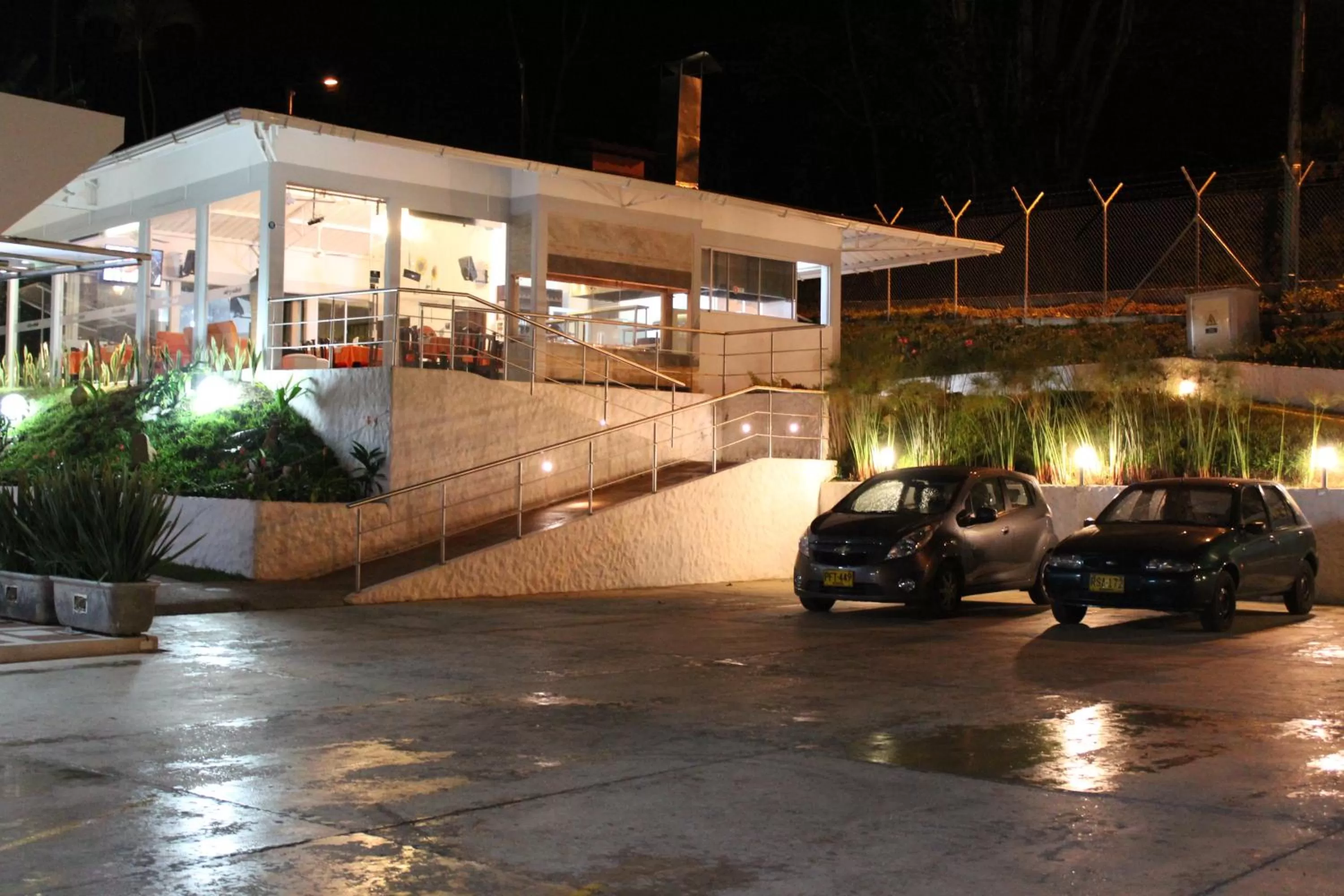 Restaurant/places to eat, Property Building in Sky Club Eco Hotel