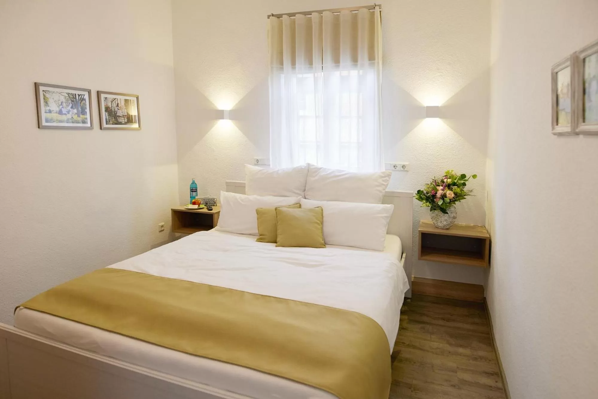 Bed in Hotel Landgraf