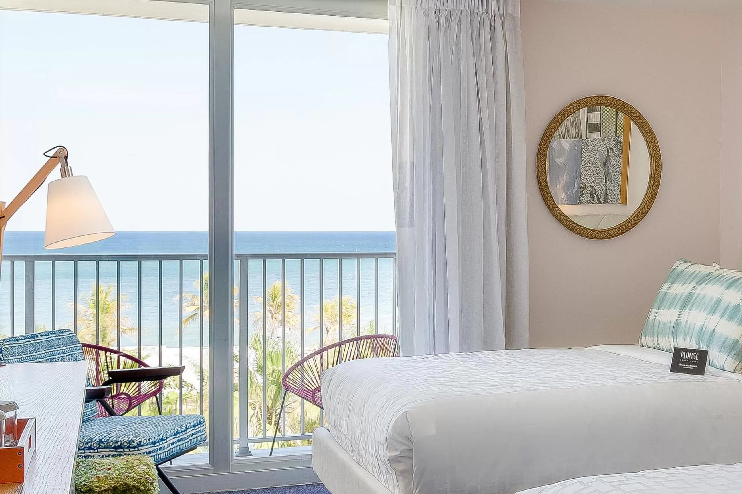 Bedroom, Bed in Plunge Beach Resort