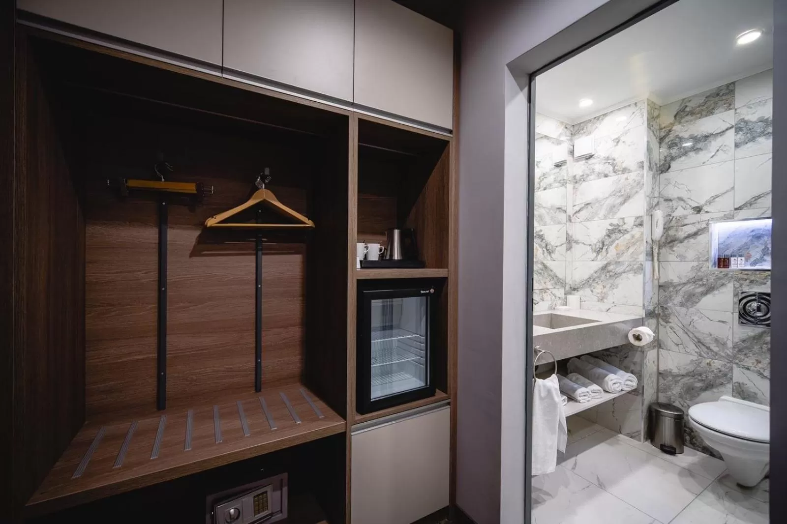 Bathroom in Saint George Hotel & Medical Spa