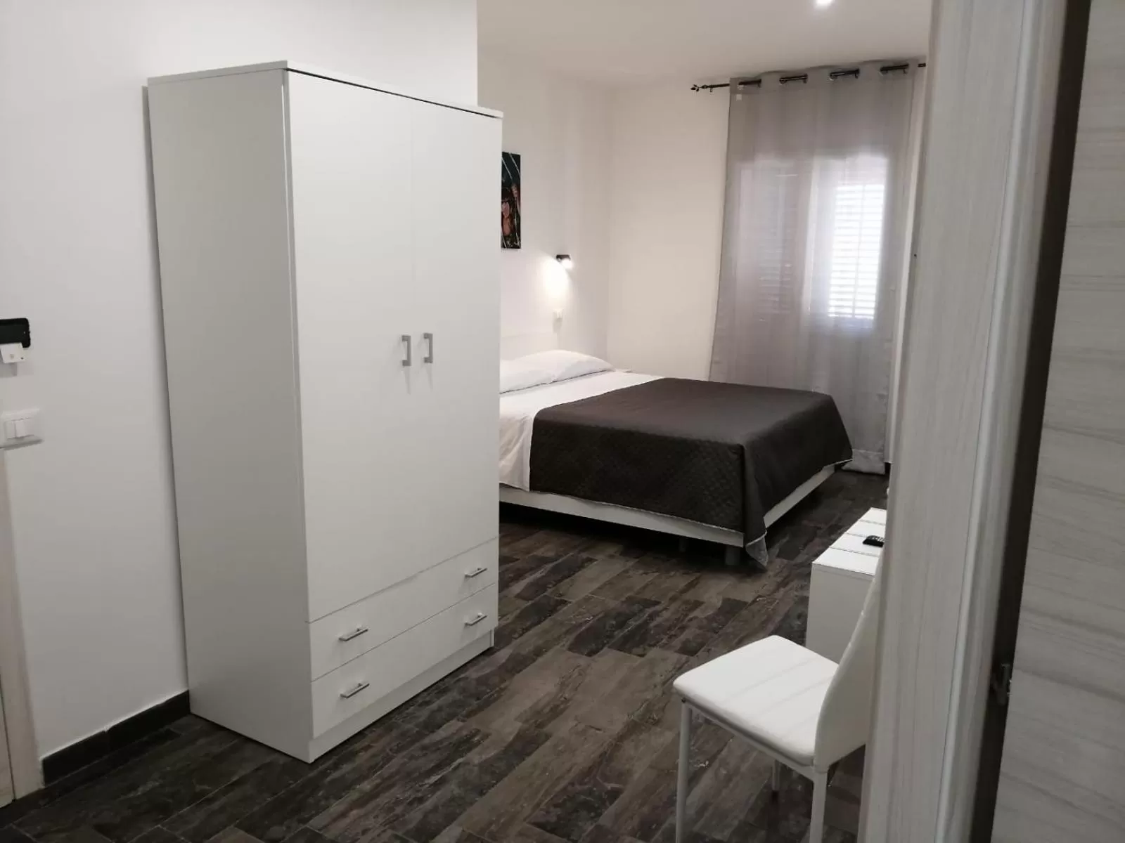 Bedroom, Bed in Opera Boutique Rooms