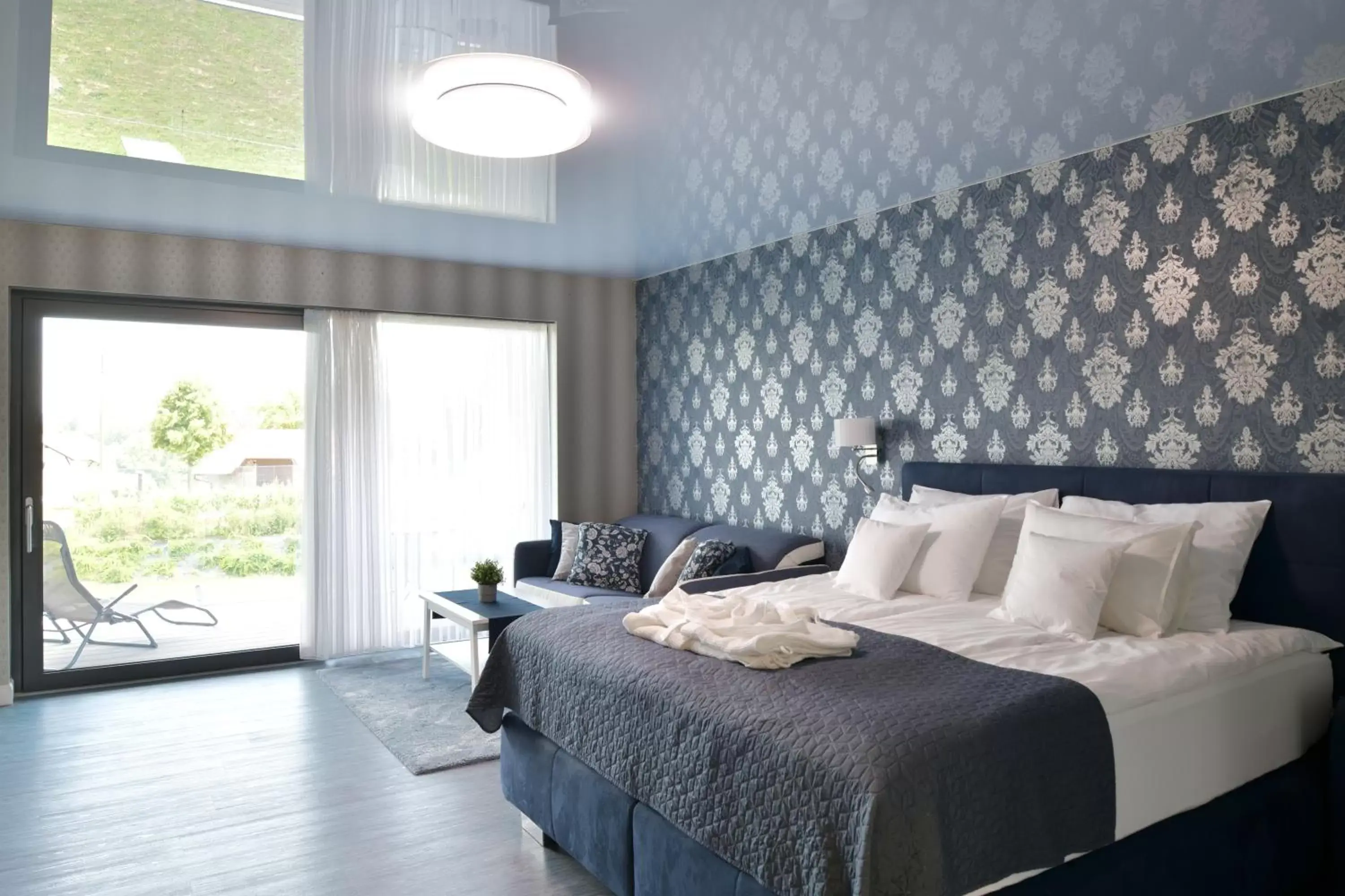 King Room with Balcony in TI Hotel King Room with Balcony in TI Hotel