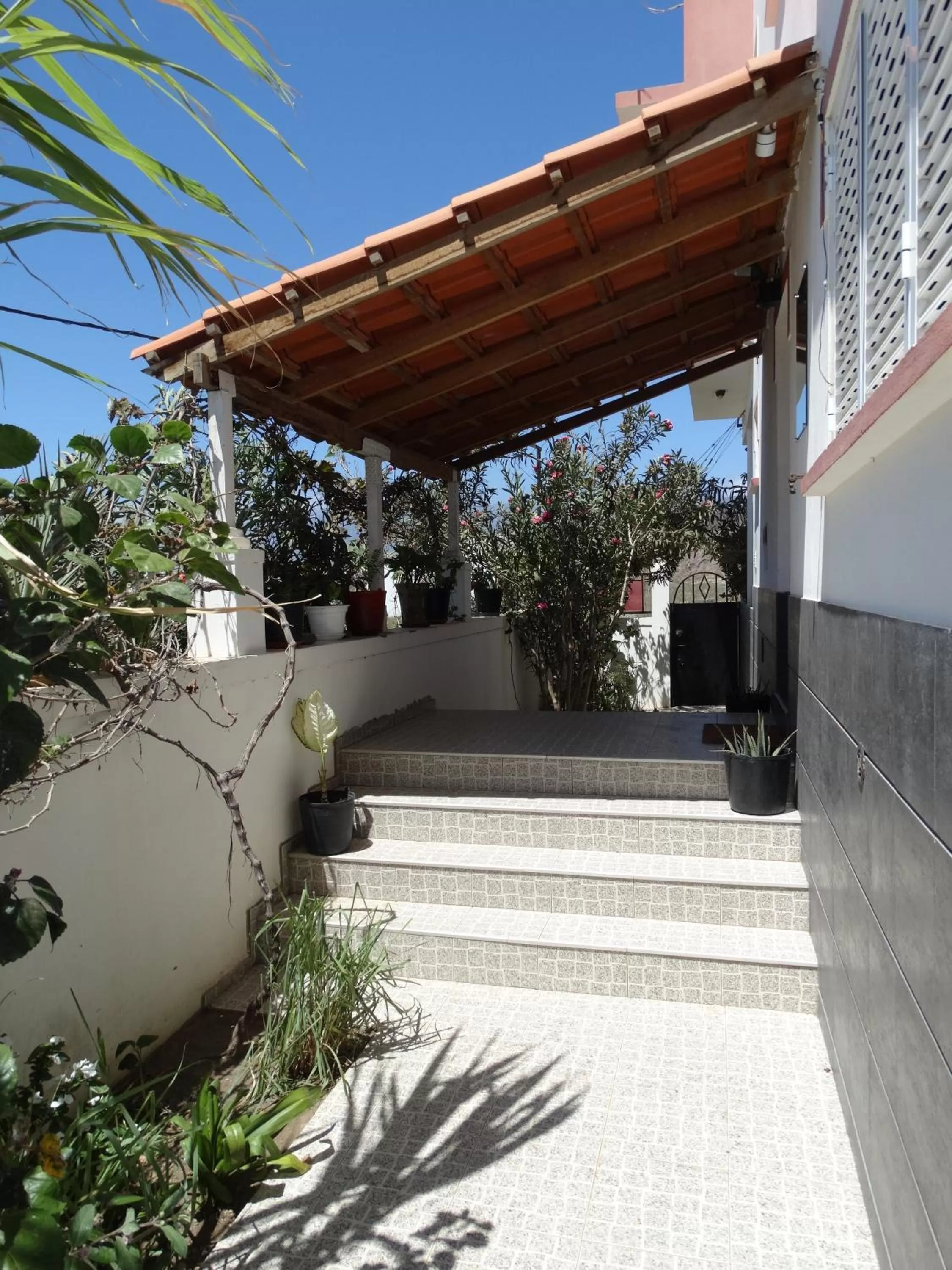 Day, Property Building in Yria Residencial