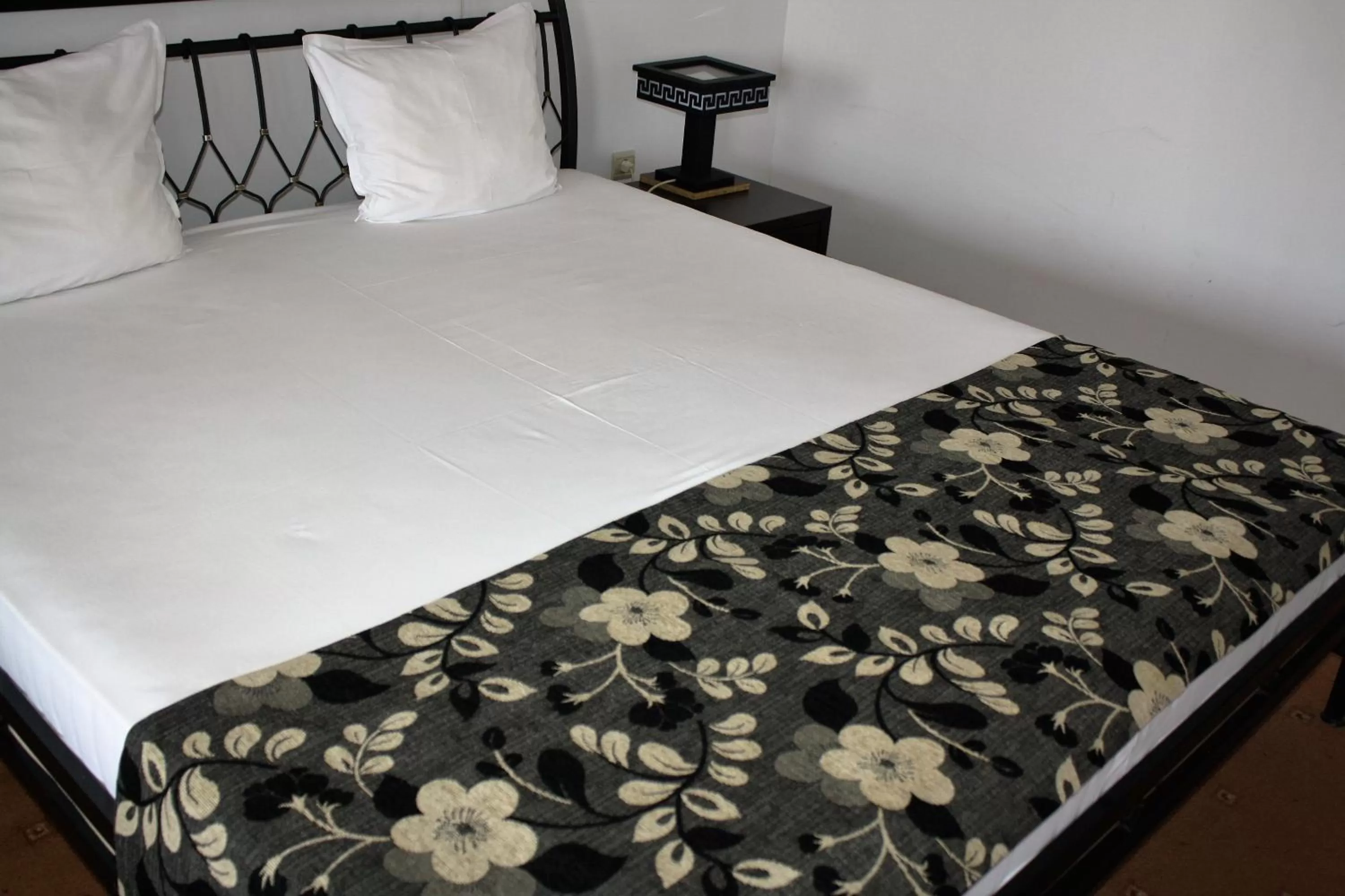 Photo of the whole room, Bed in Hotel Villa Verde