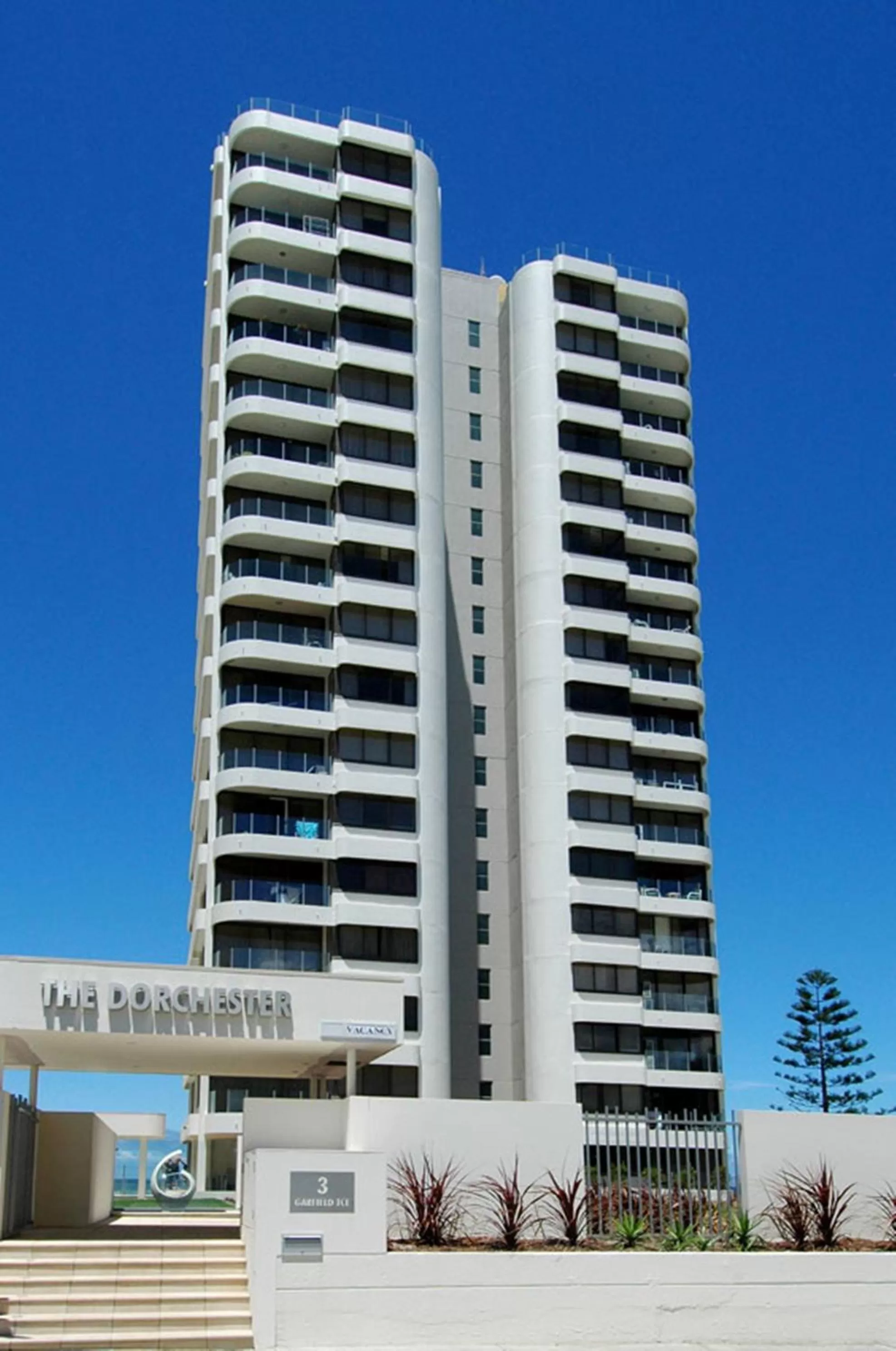 Facade/entrance in Dorchester On The Beach