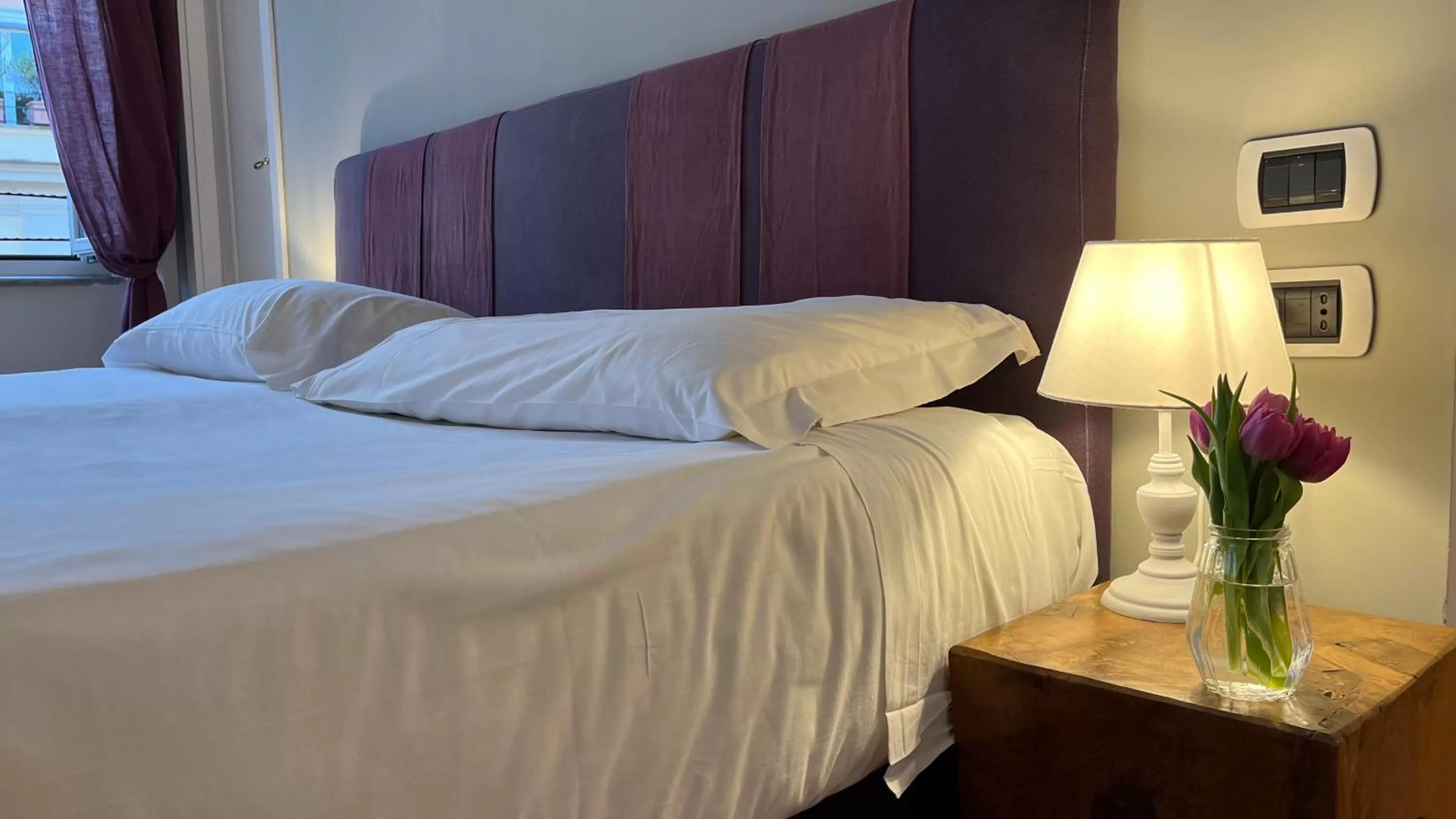 Photo of the whole room, Bed in NTB Roma B&B