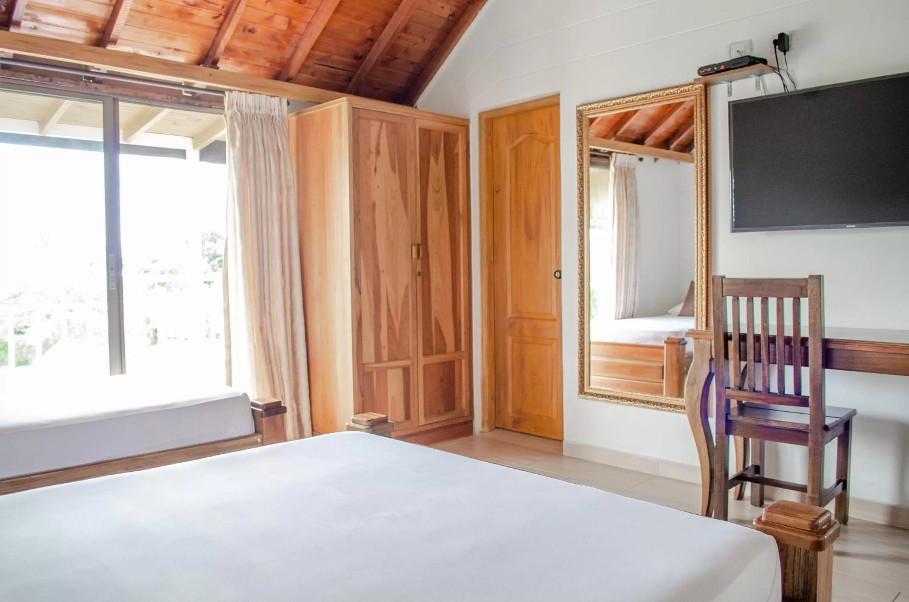 Photo of the whole room, Bed in Hotel Santa Isabel