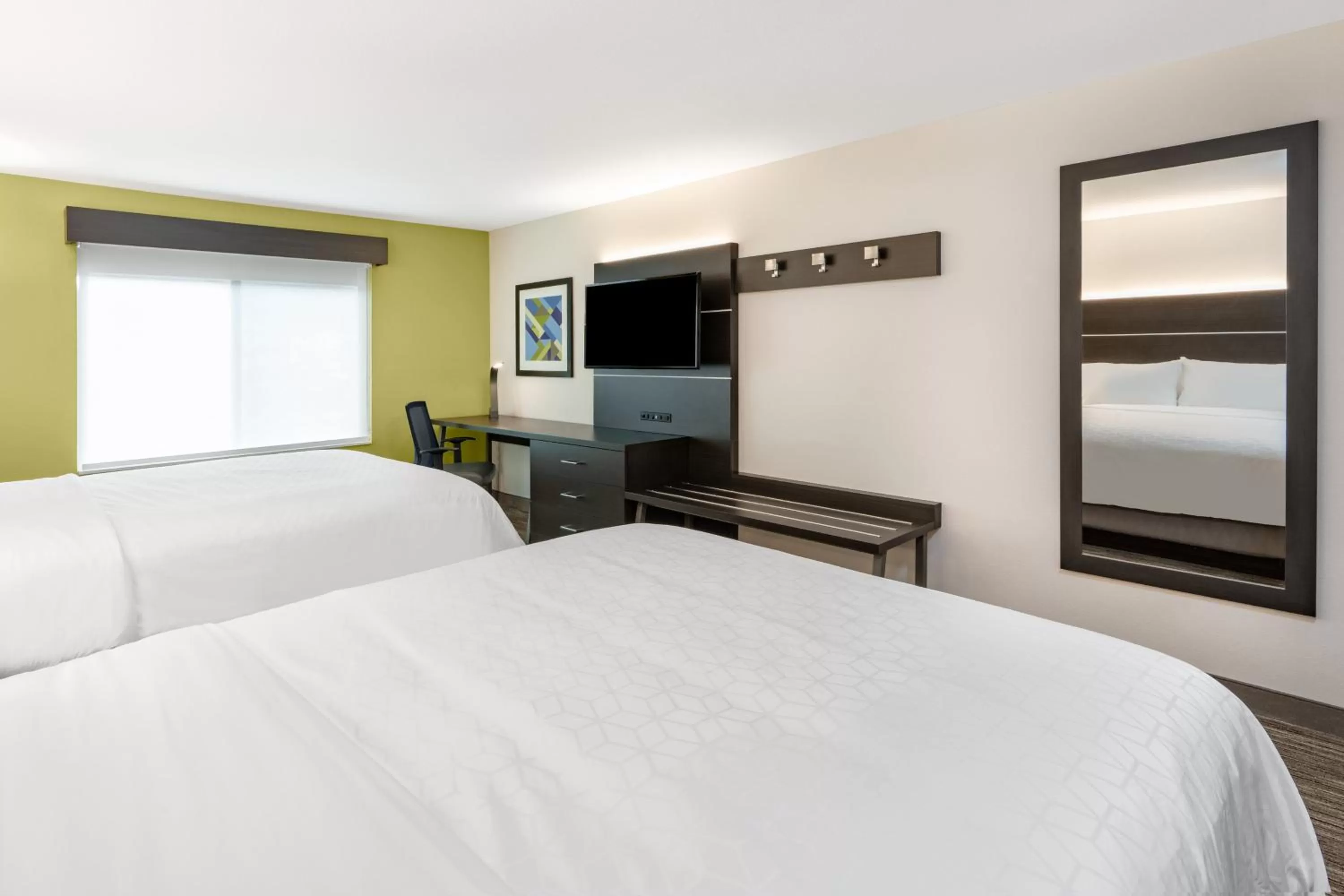 Photo of the whole room, Bed in Holiday Inn Express & Suites Trinidad by IHG