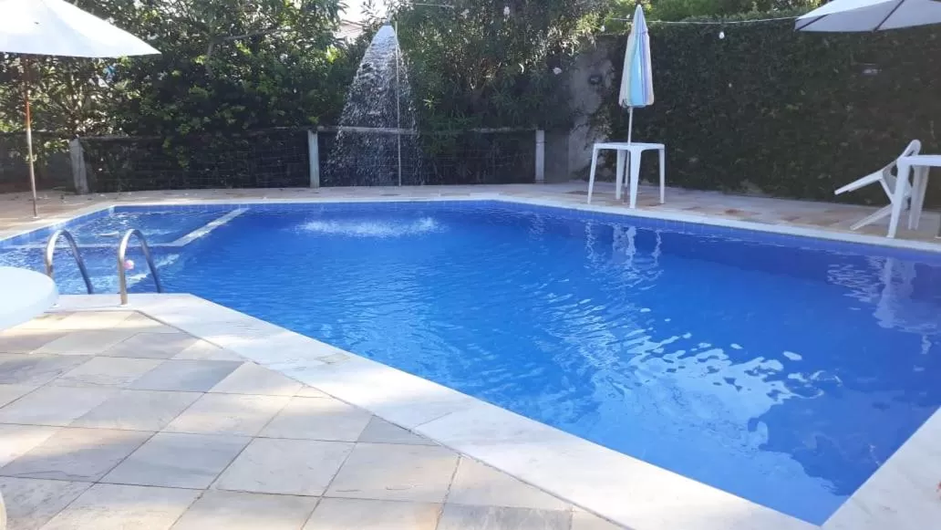 Swimming Pool in Pousada Ipitanga IV
