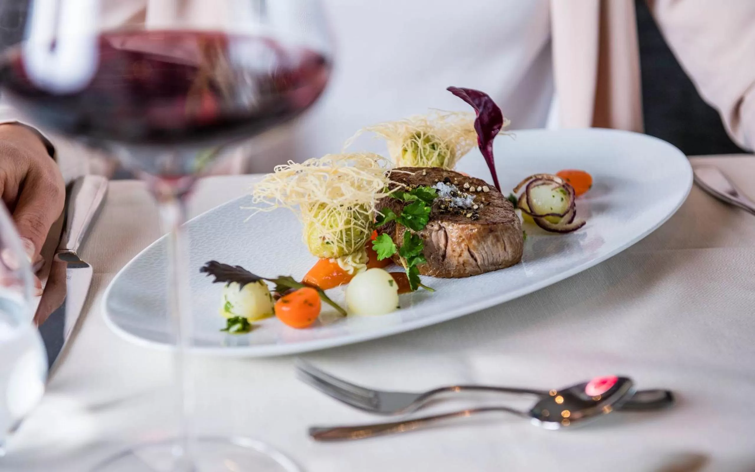 Food in Hotel Rosengarten (Schenna Resort)