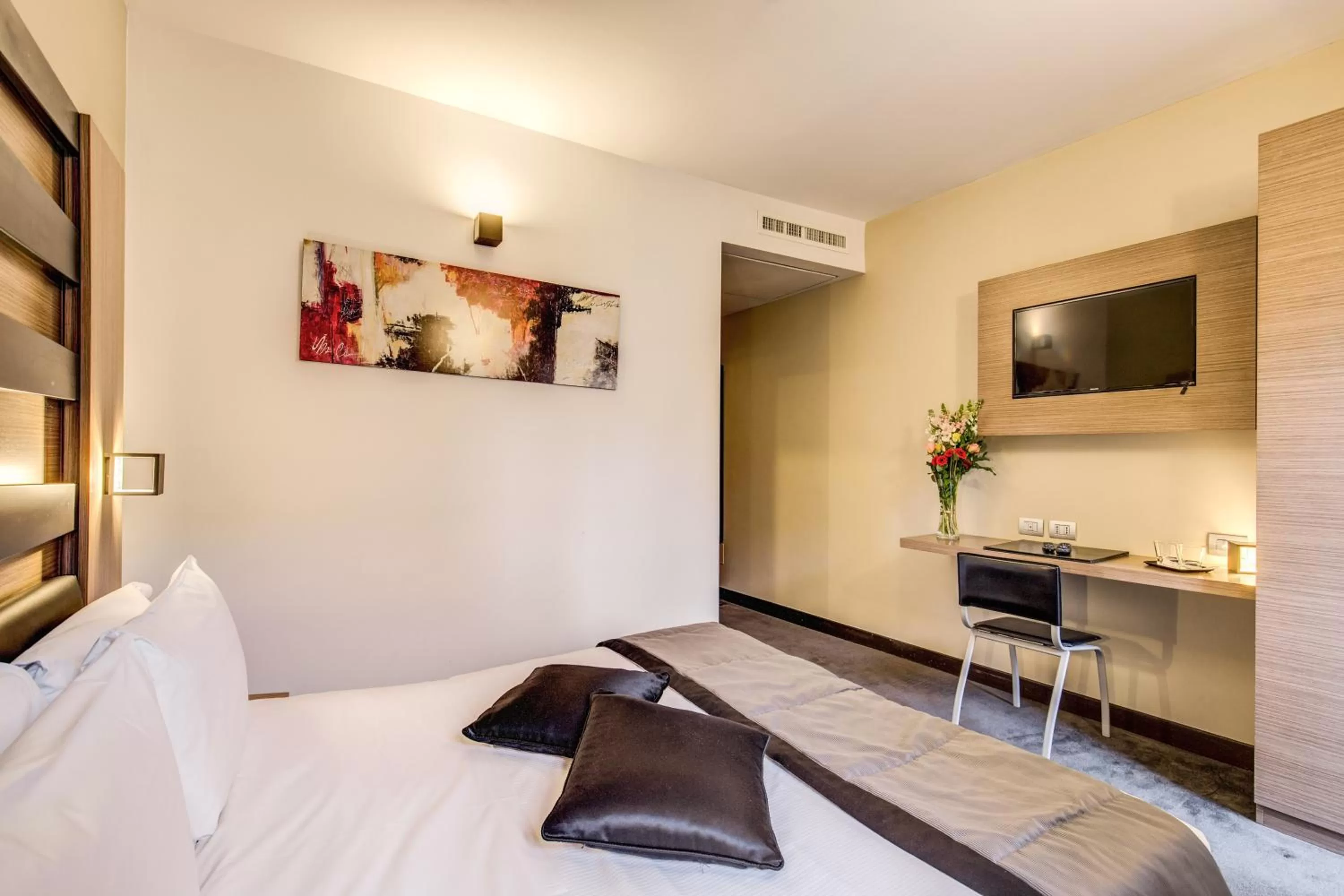 Photo of the whole room, Bed in Hotel Trevi - Gruppo Trevi Hotels