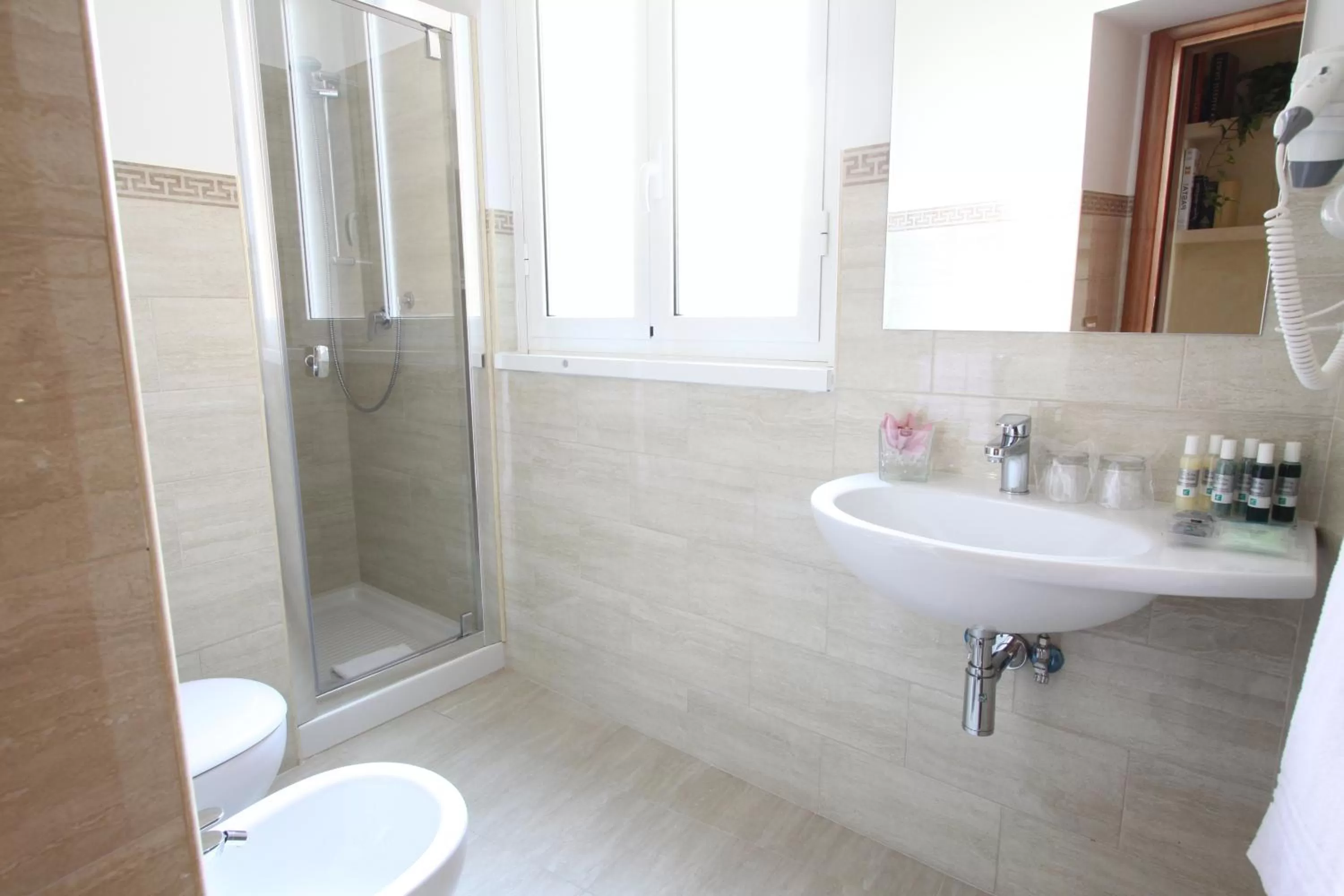 Bathroom in Hotel La Fenice