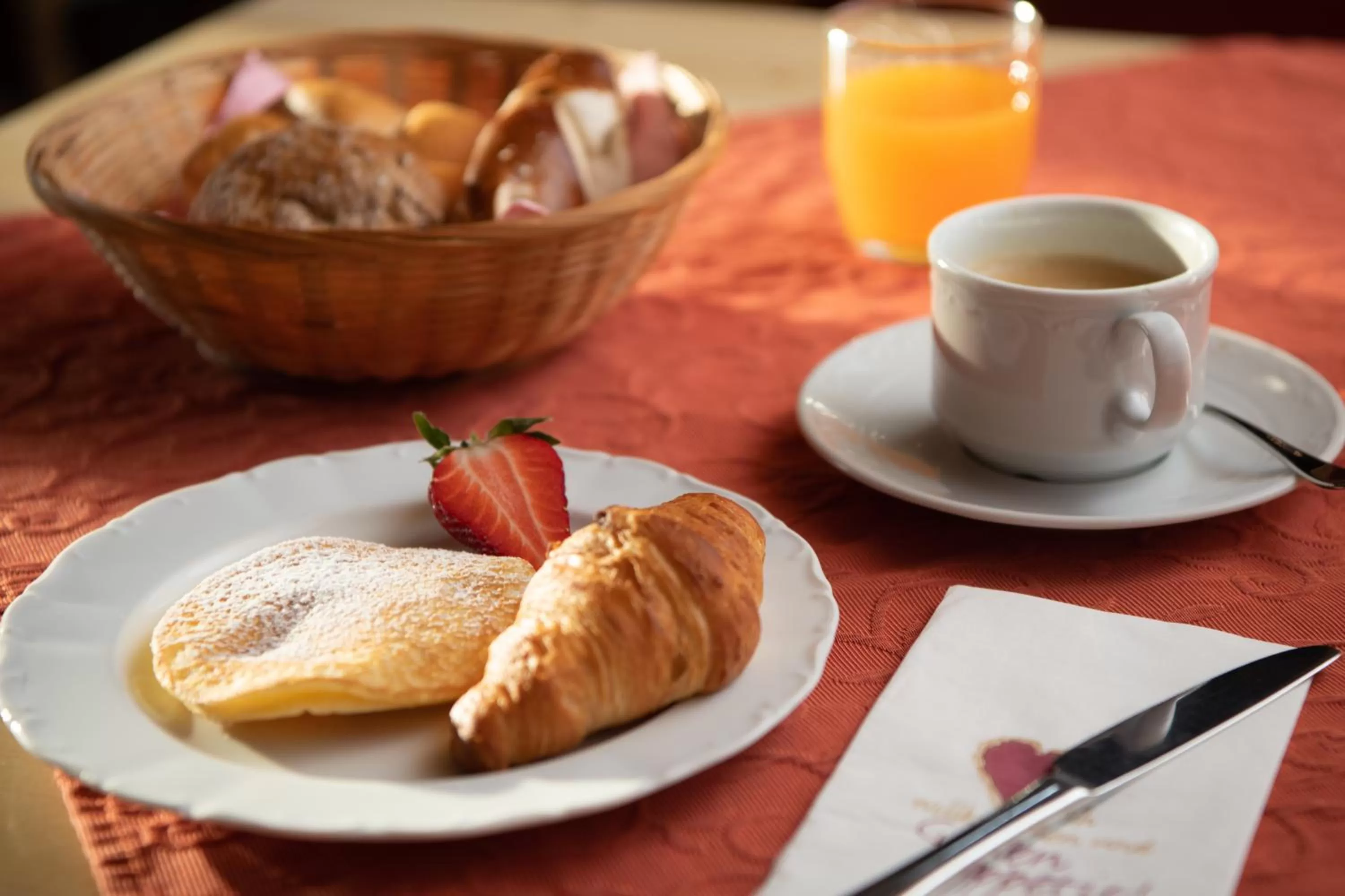 Food and drinks in Familienhotel Central