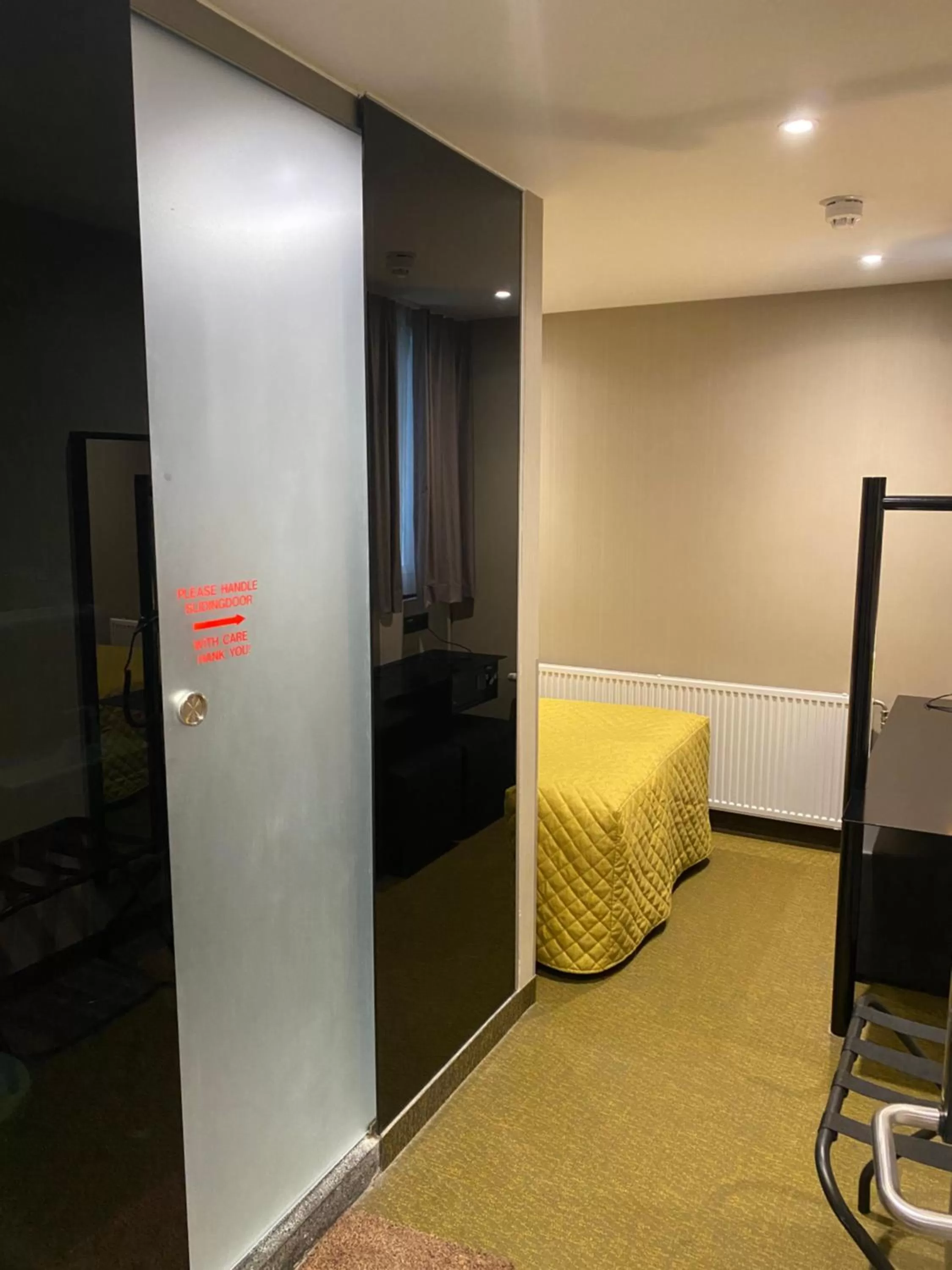 Bedroom in Cityview Hotel