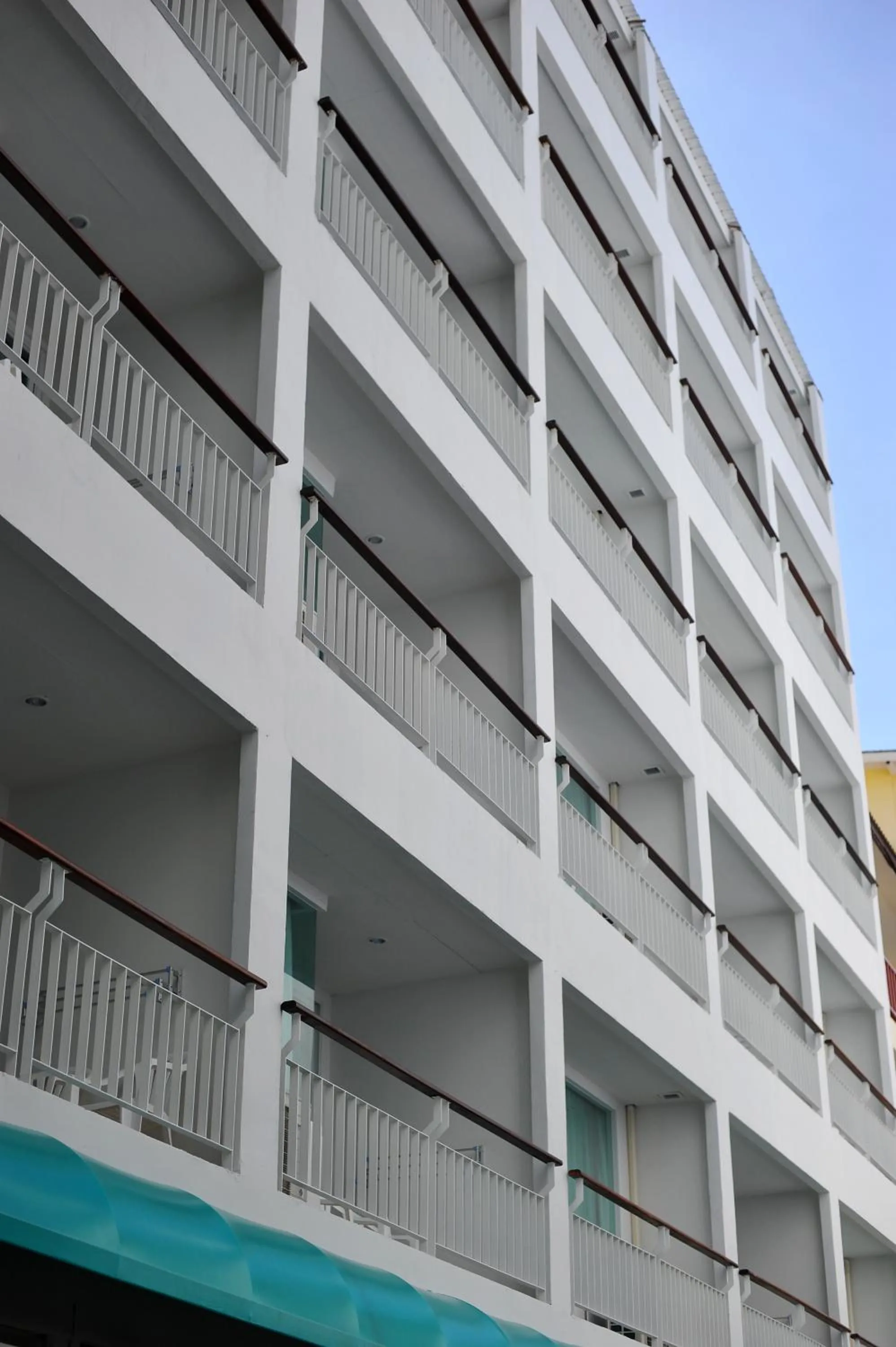 Facade/entrance in Aspery Hotel