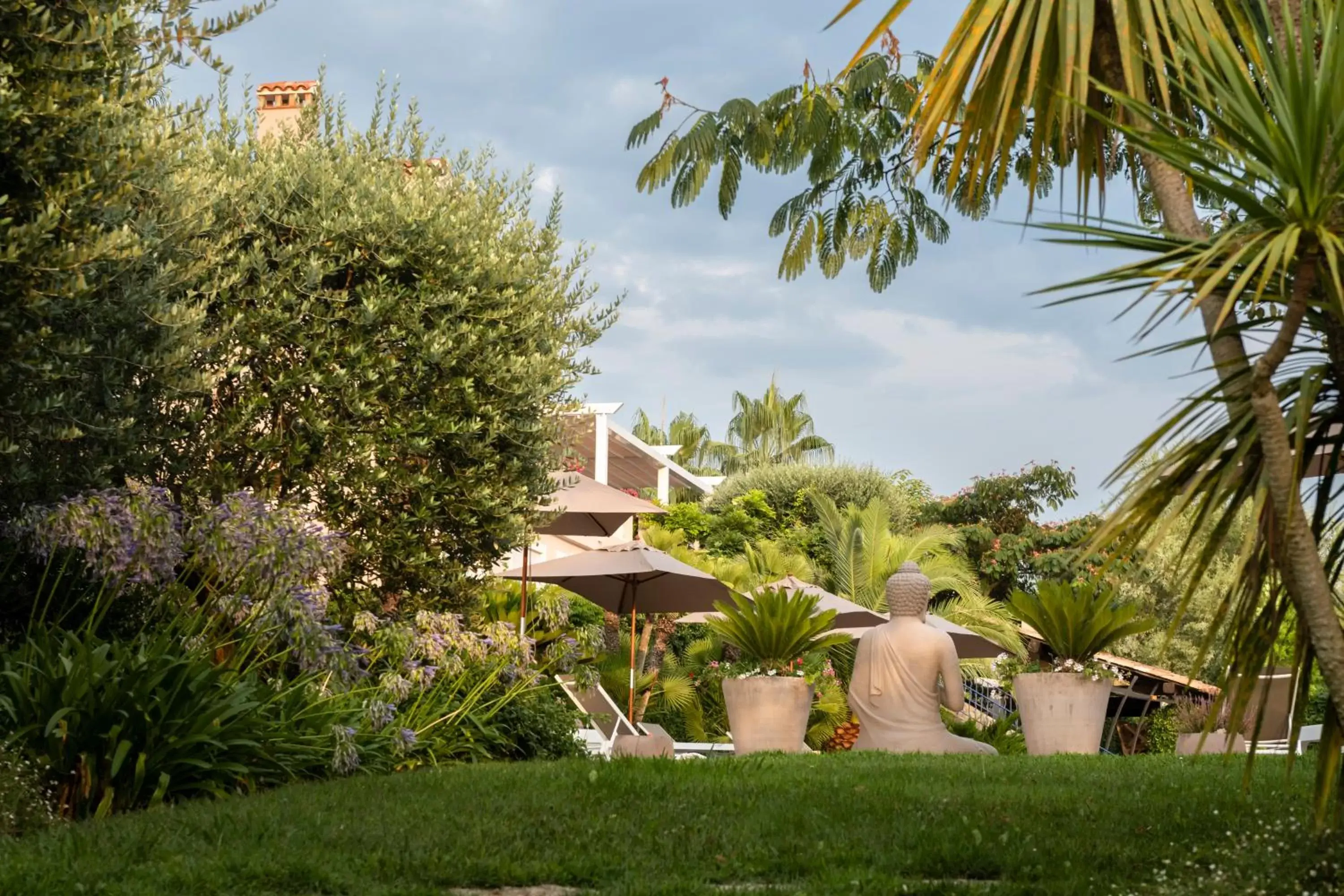 Garden in TERRE DE REVE Garden in TERRE DE REVE