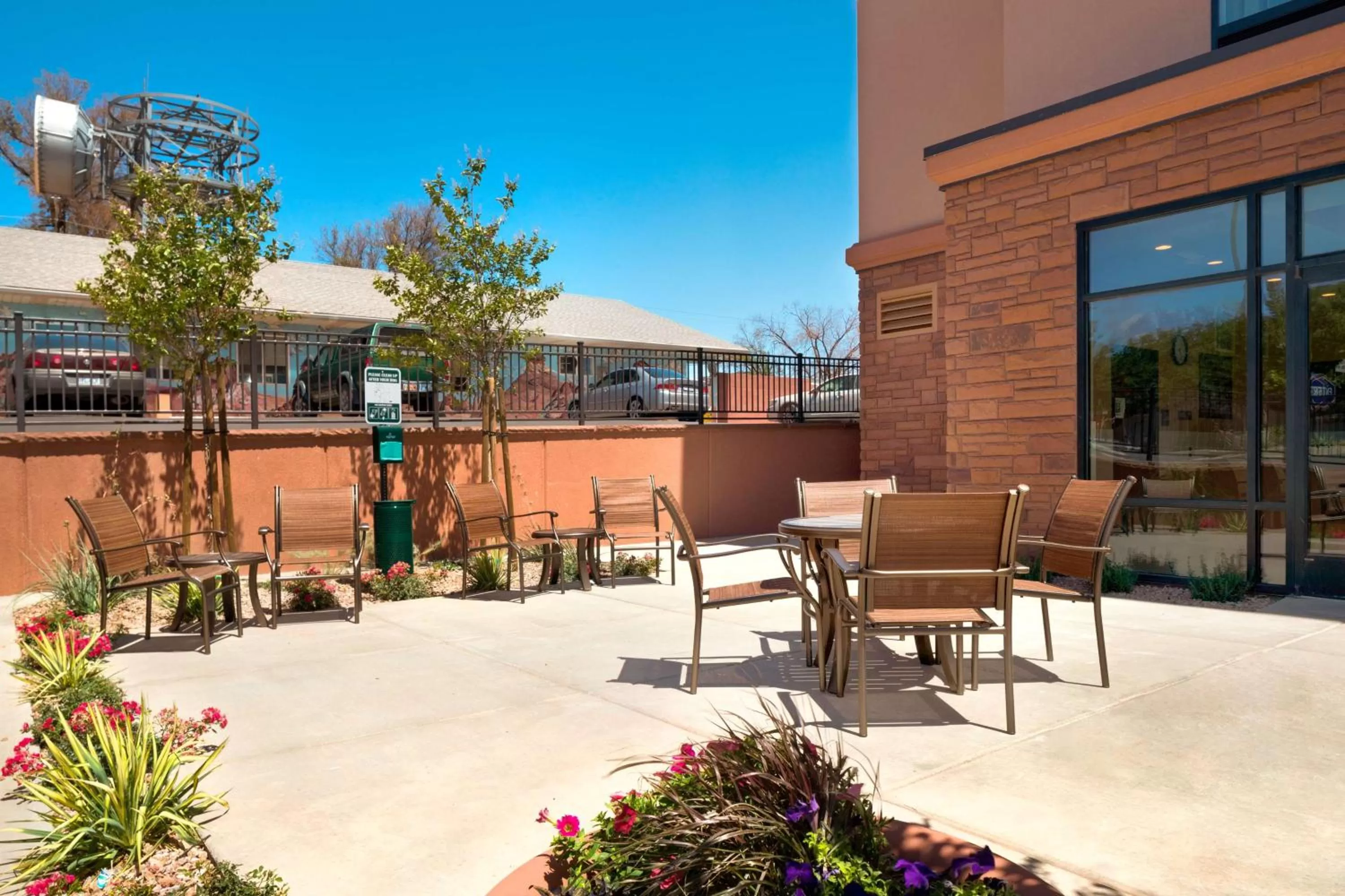 Patio in Hampton Inn Kanab