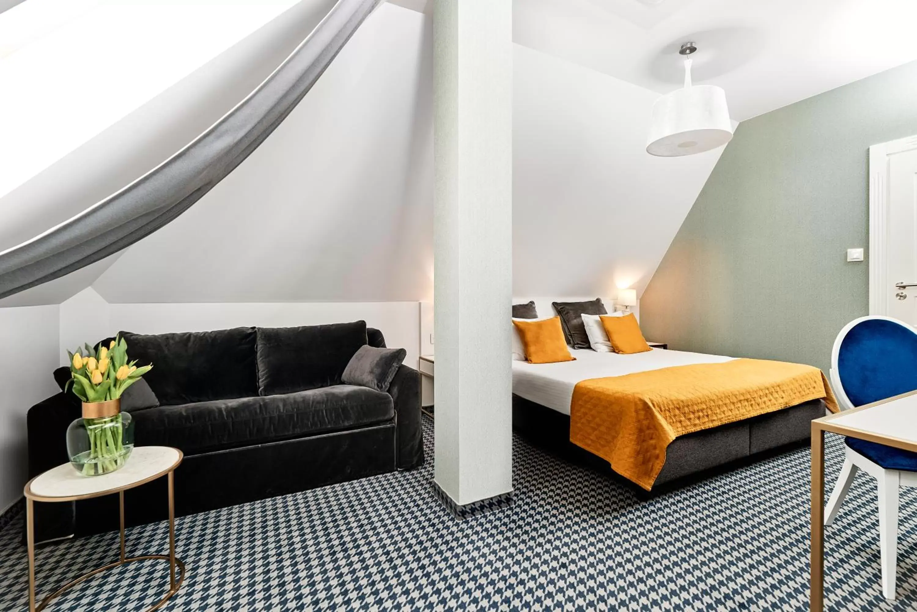 Top Floor Family Room for 5 Guests in Hotel Villa Art Novis City Center Top Floor Family Room for 5 Guests in Hotel Villa Art Novis City Center