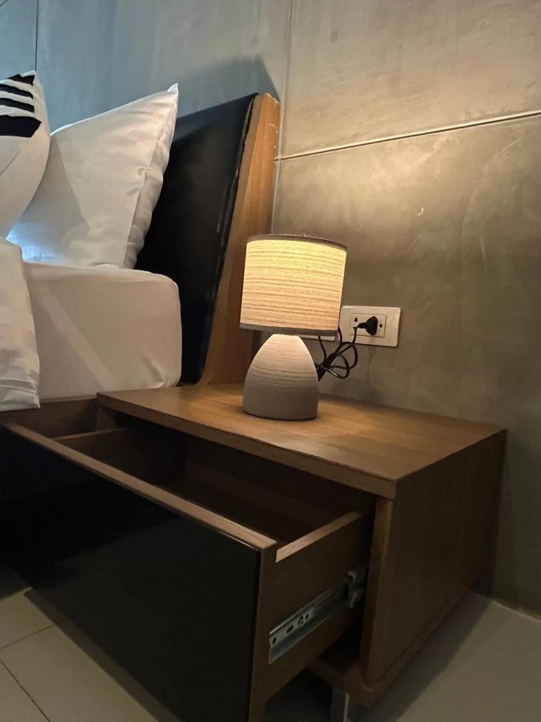 Bed in We Grand Ever 9