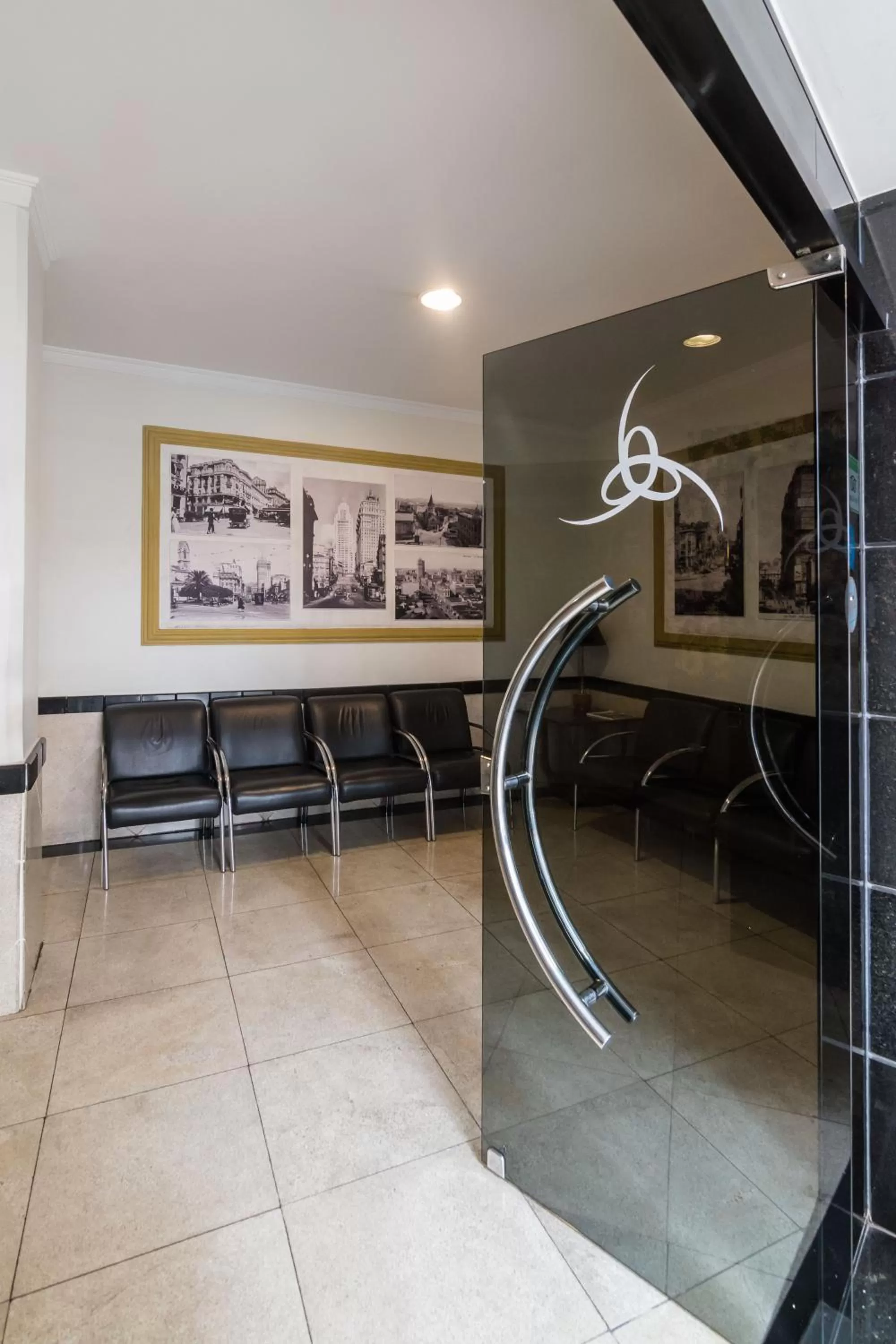 Lobby or reception in Cinelandia Hotel