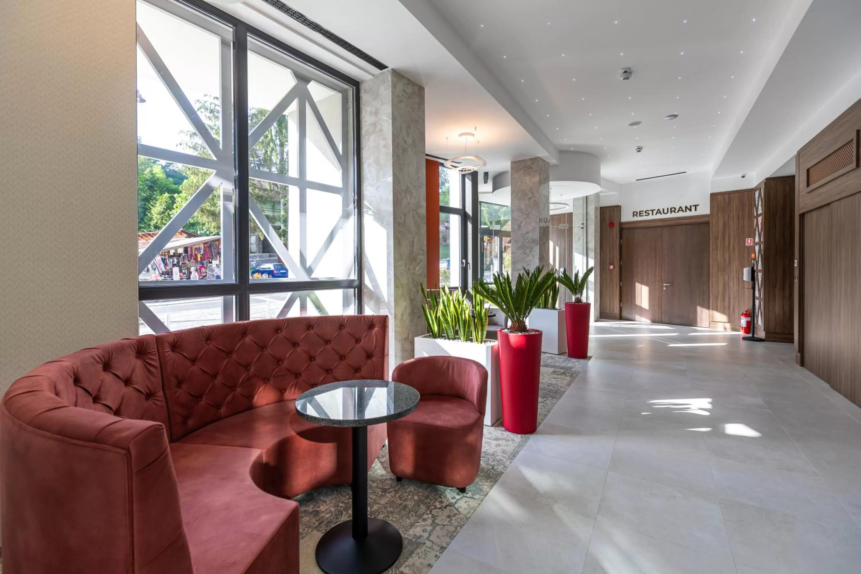 Seating area, Lobby/Reception in HOTEL CRYSTAL WELLNESS & SPA superior