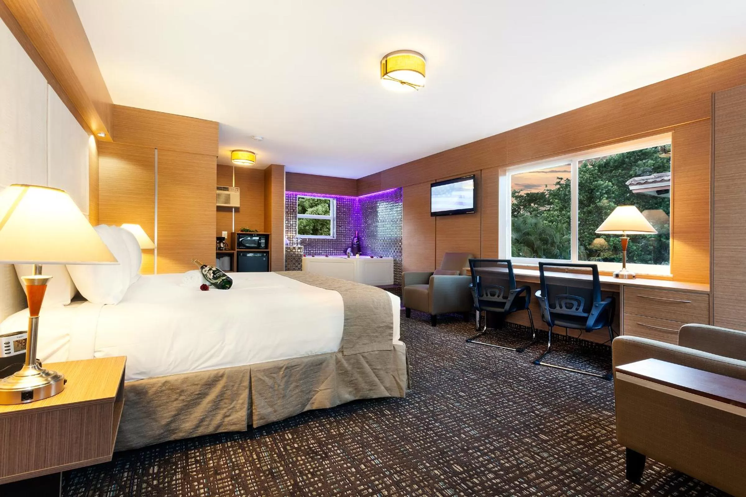 Honeymoon Suite in Royal Beach Palace