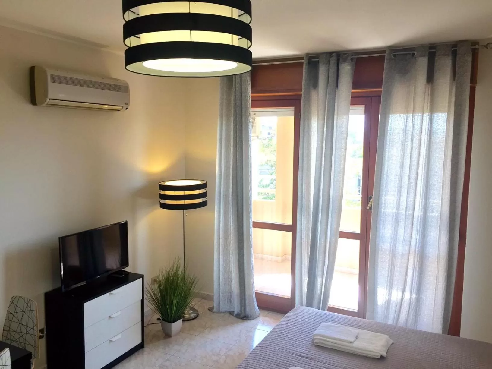 TV and multimedia, Bed in Residenze Su Planu