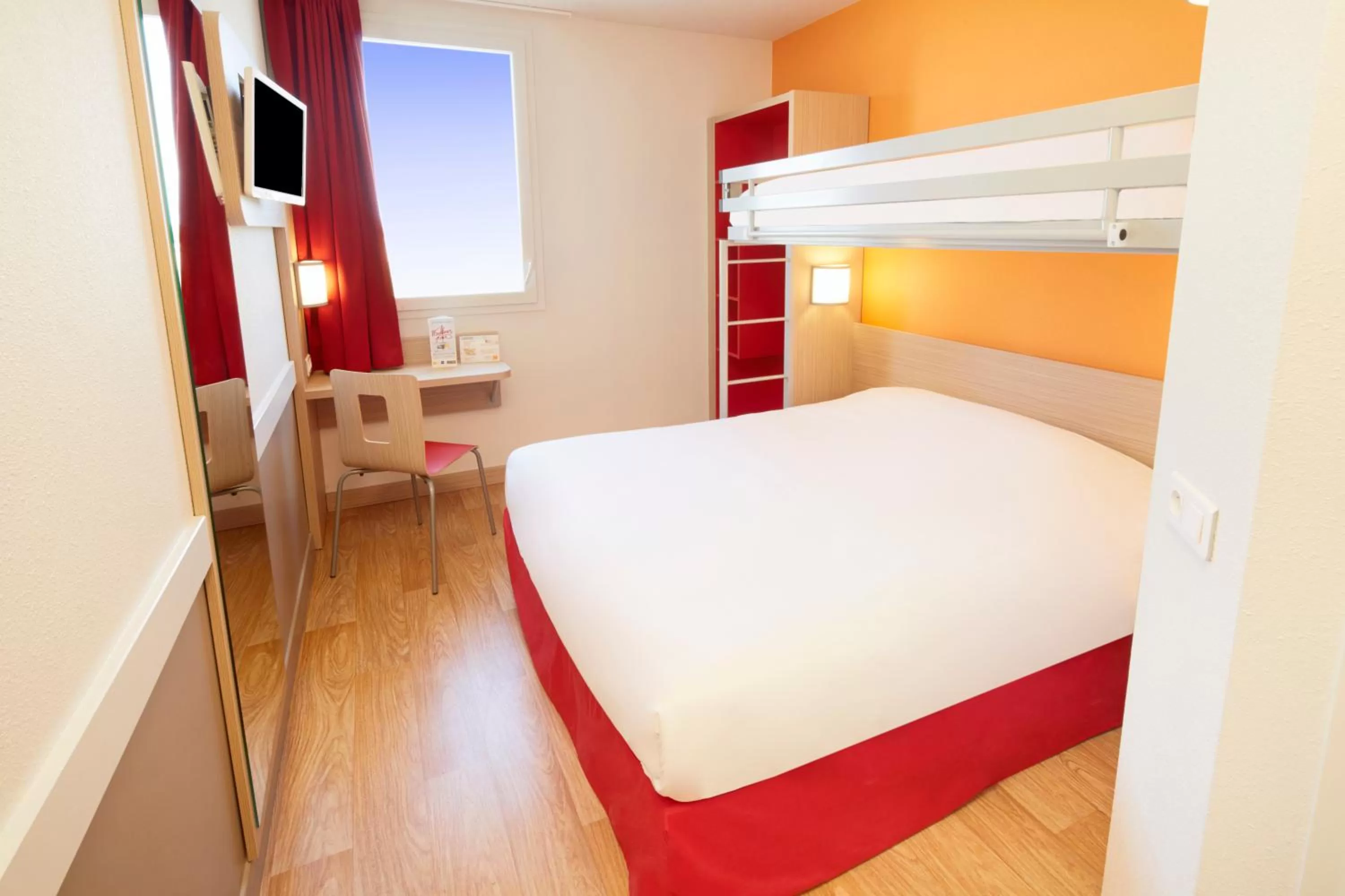 Staff, Bed in Premiere Classe Valence Nord - Saint Marcel Les Valence