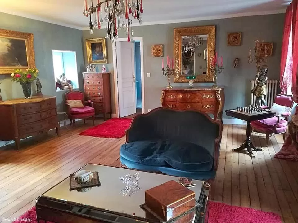 Seating area in Breizh & Breakfast