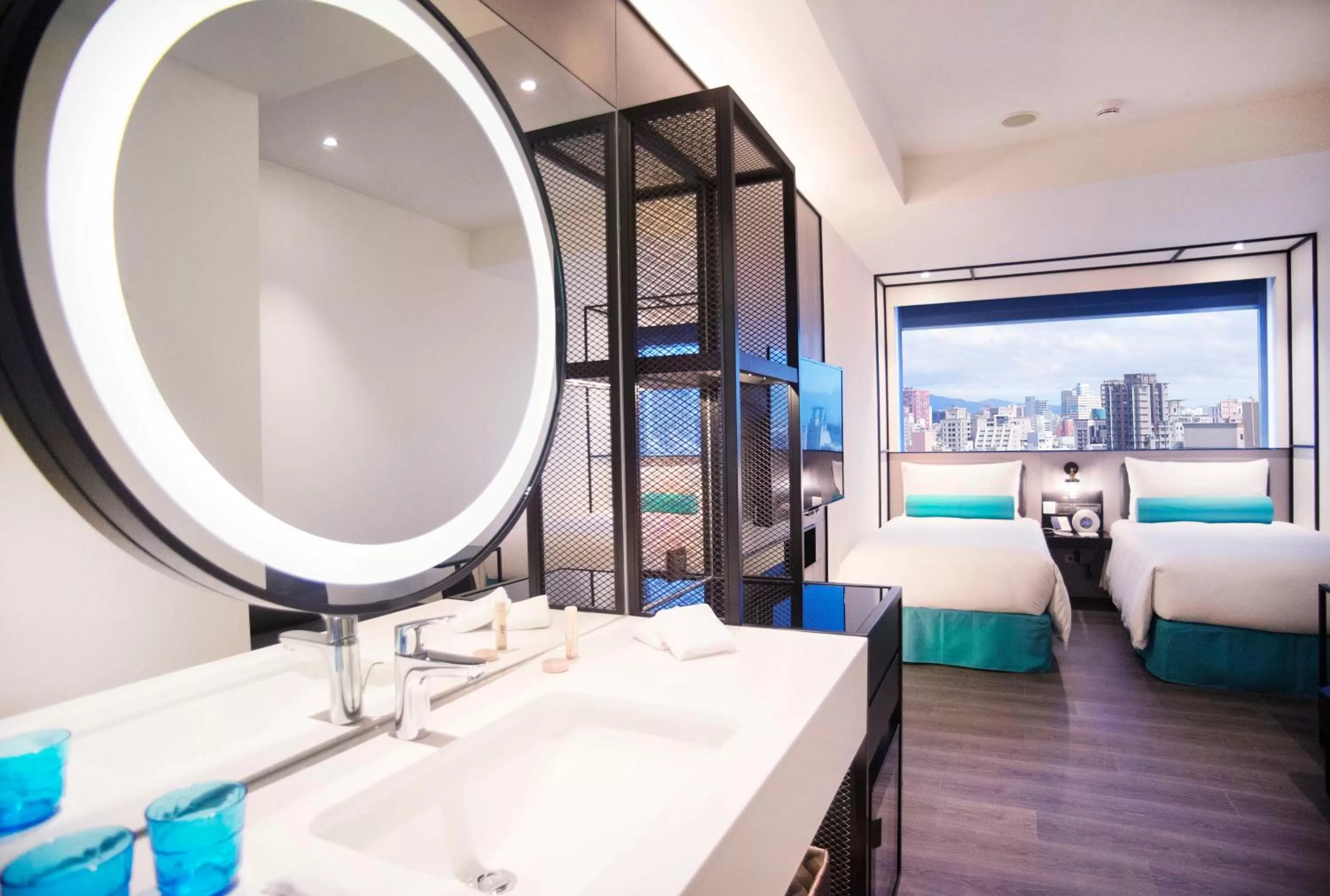 Bed in Caesar Metro Taipei