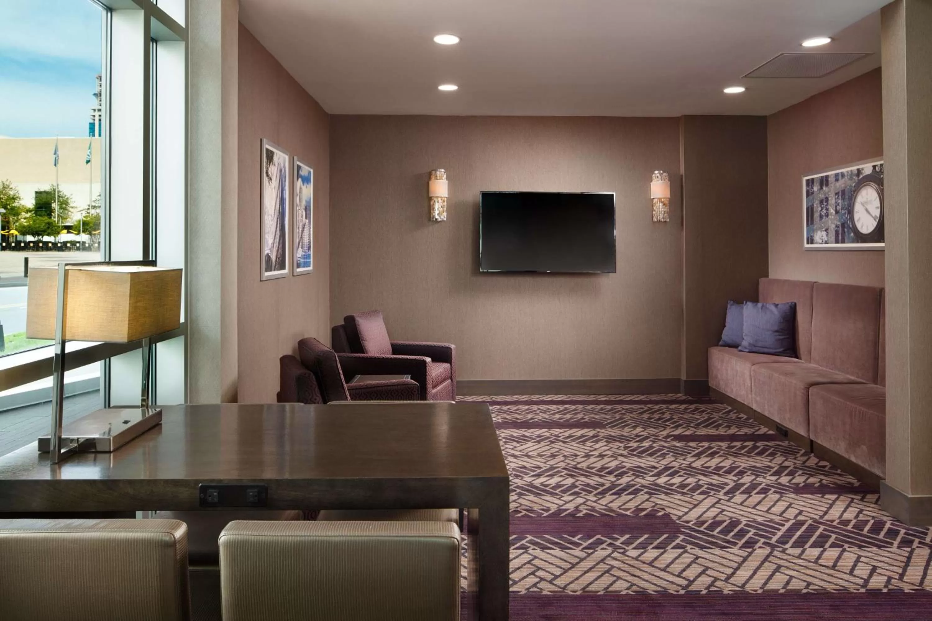 Meeting/conference room in Embassy Suites by Hilton Charlotte Uptown