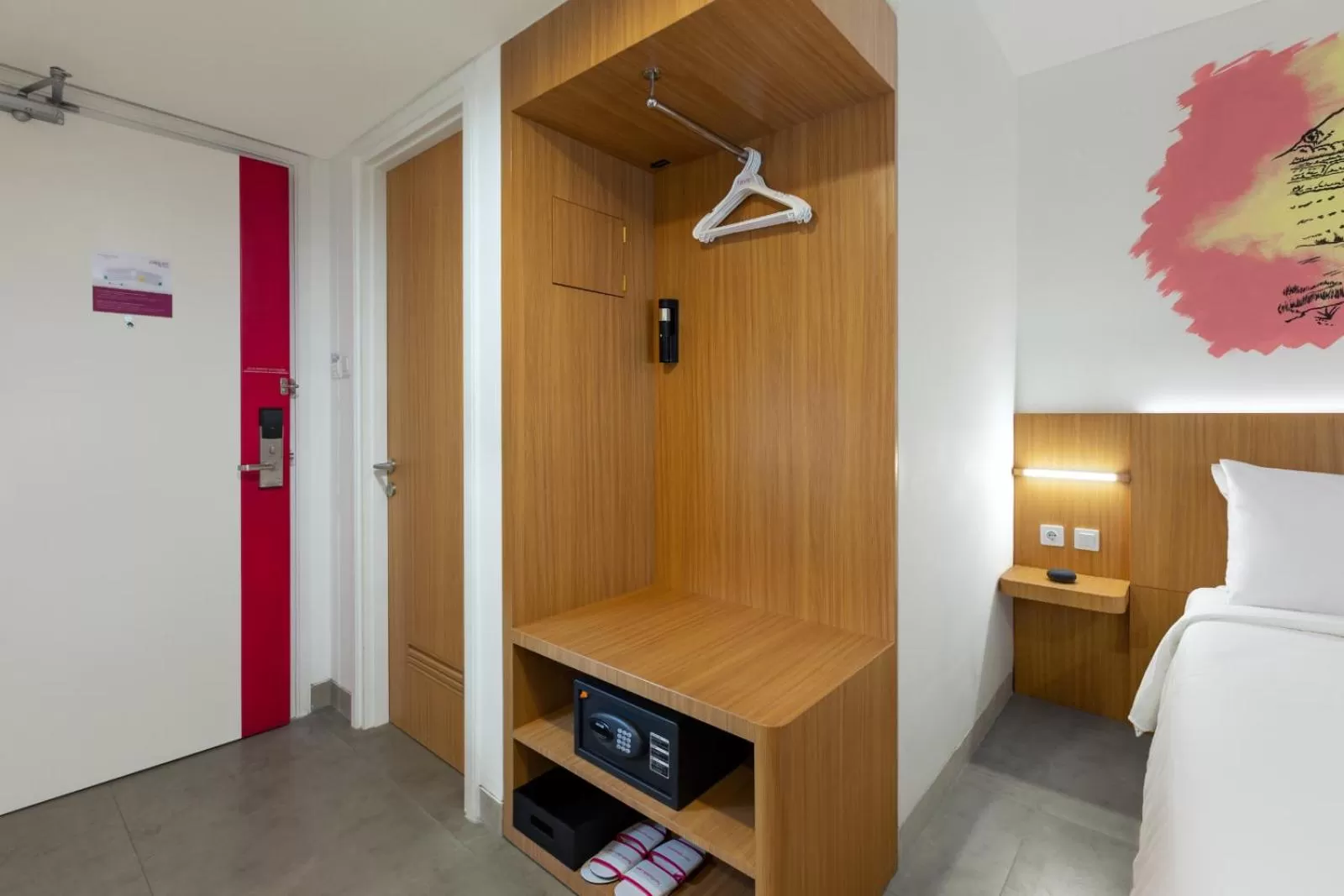 Bedroom, Bed in favehotel Kediri