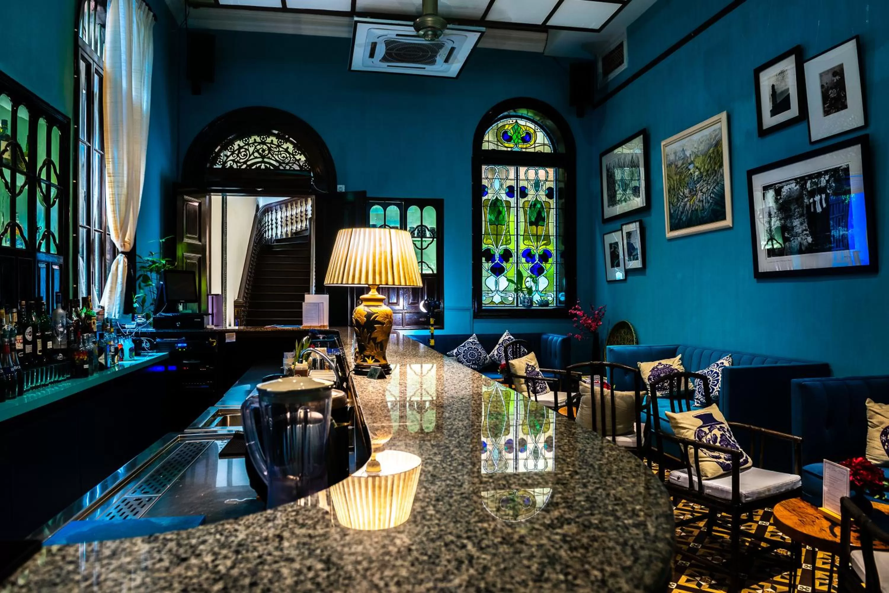 Lounge or bar in Cheong Fatt Tze - The Blue Mansion