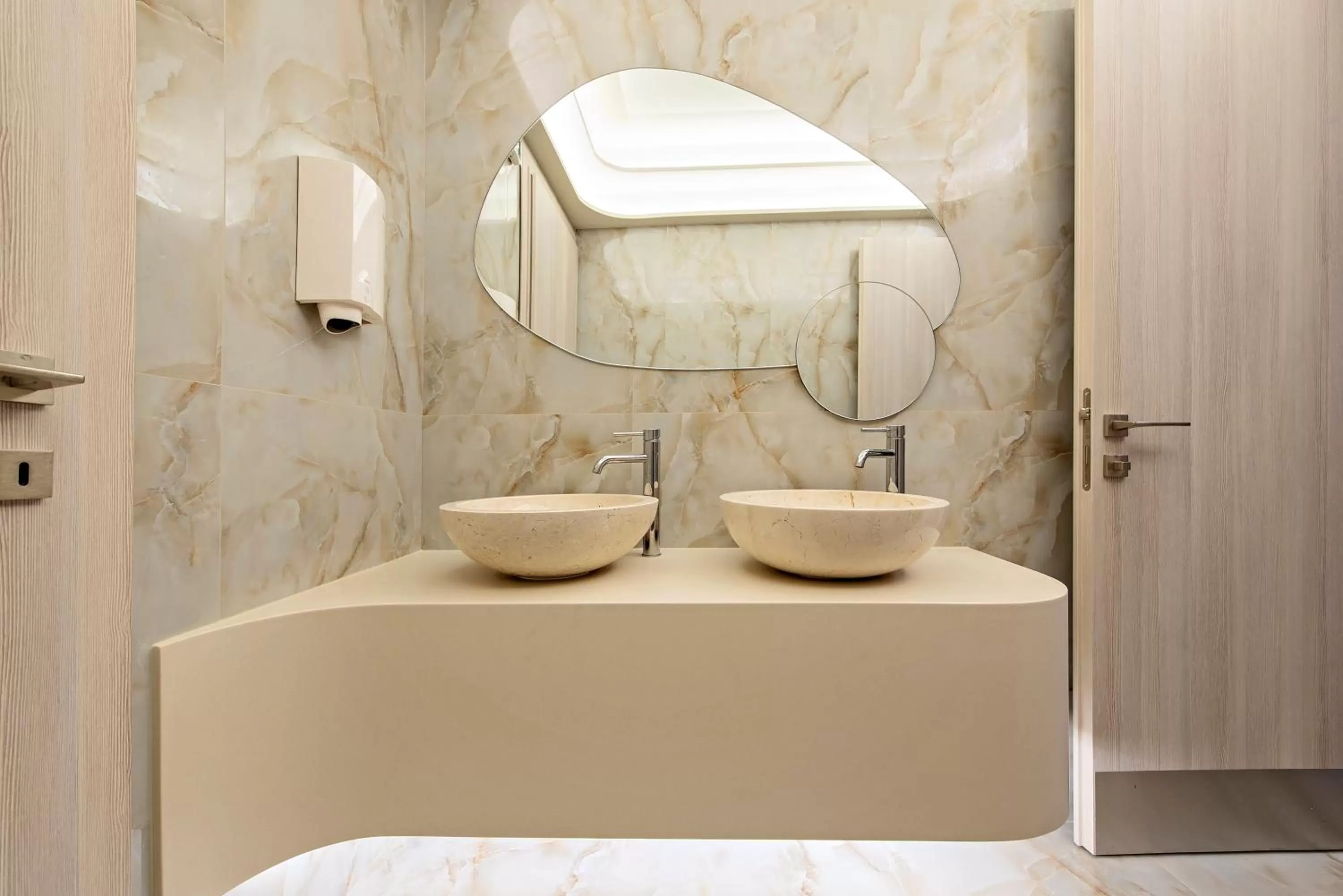 Bathroom in Green Suites Boutique Hotel