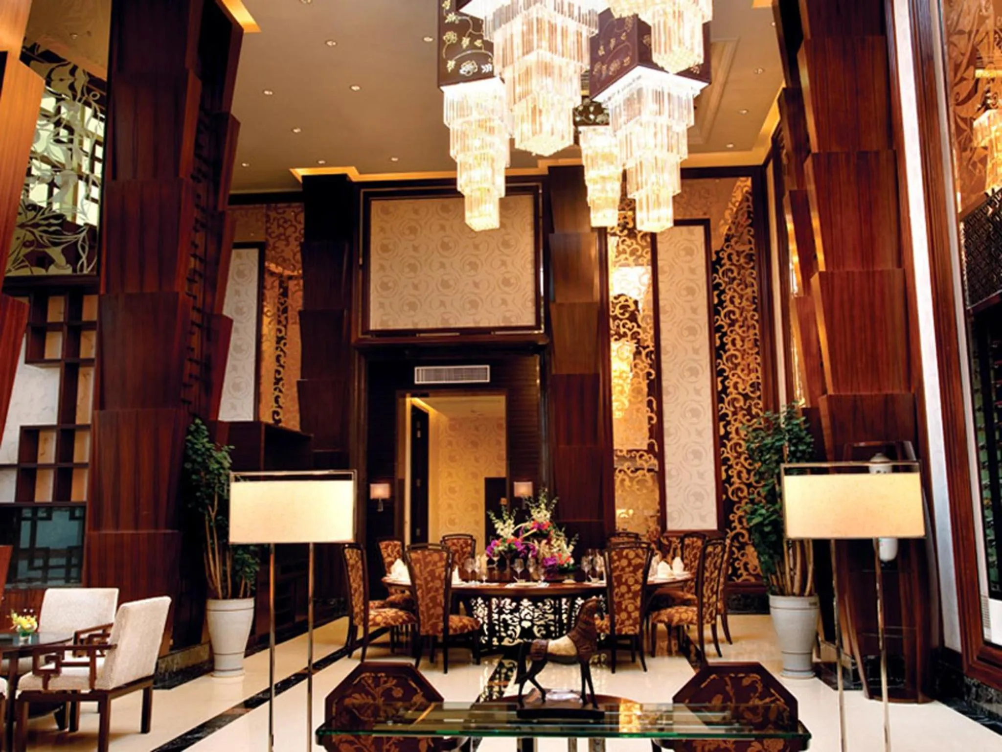 Restaurant/places to eat in HJ International Hotel