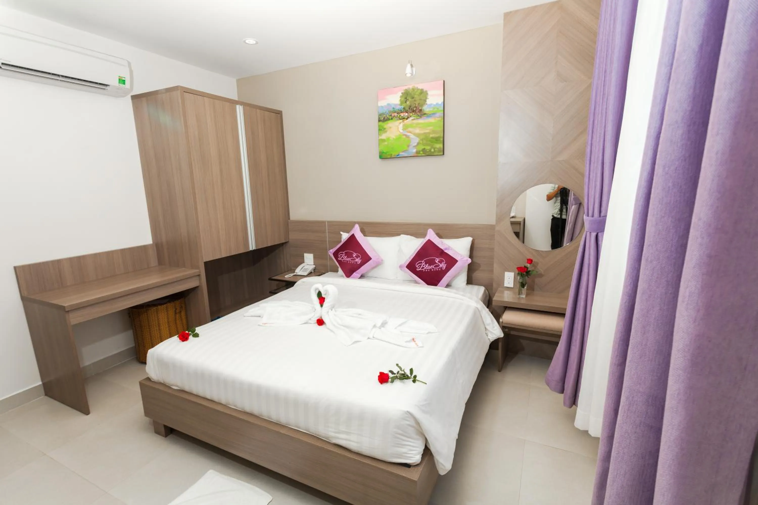 Decorative detail, Bed in Blue Sky Phu Quoc Hotel