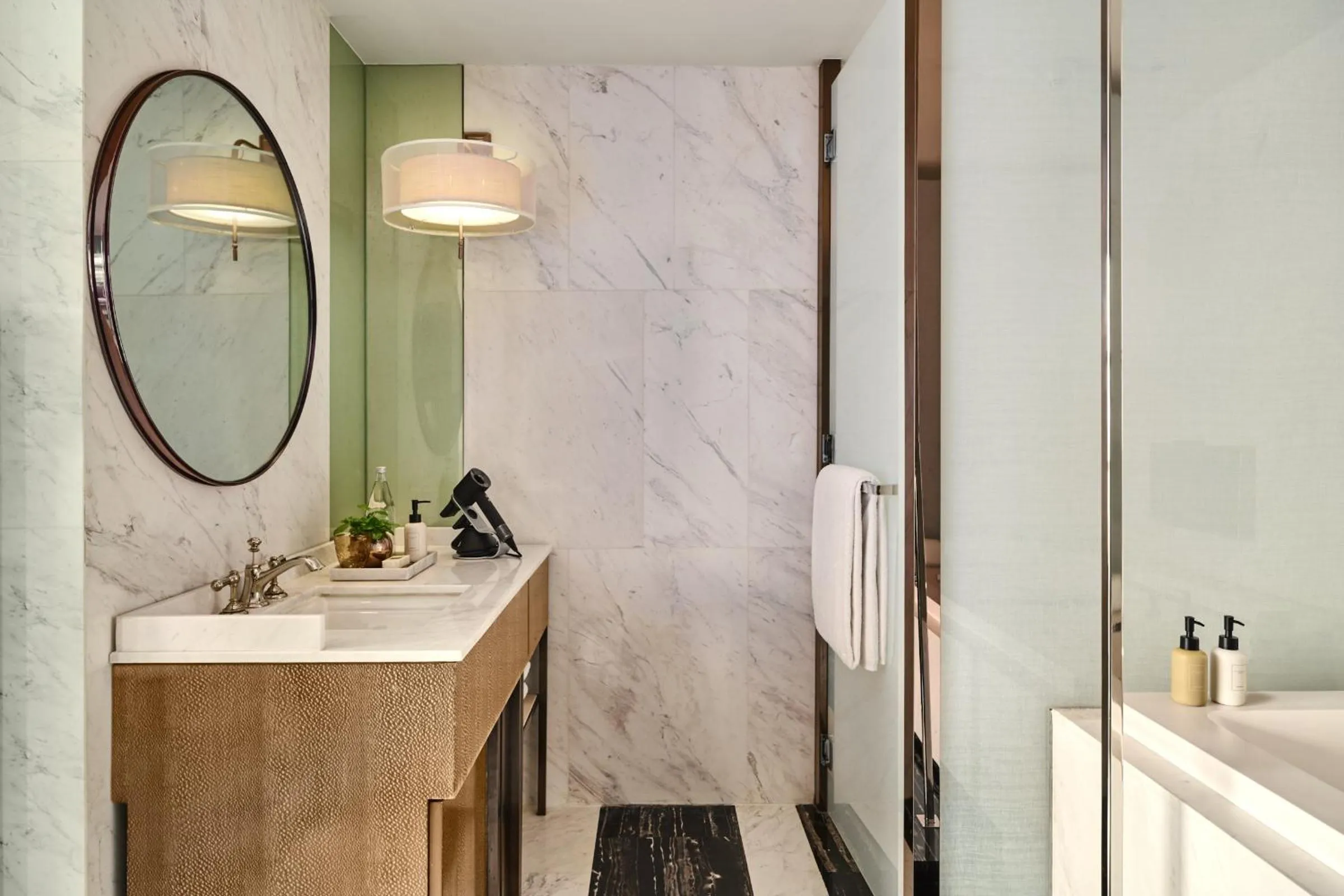 Bathroom in Rosewood Bangkok