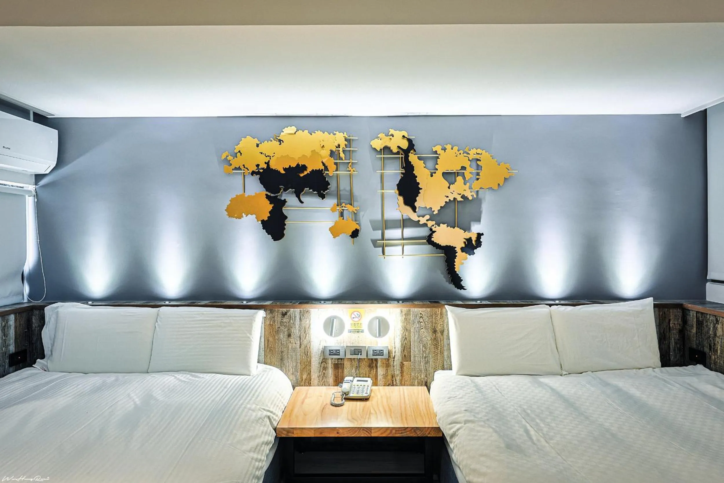 Bed in 亞馨文旅 近東大門夜市 有免費停車場 可自助入住